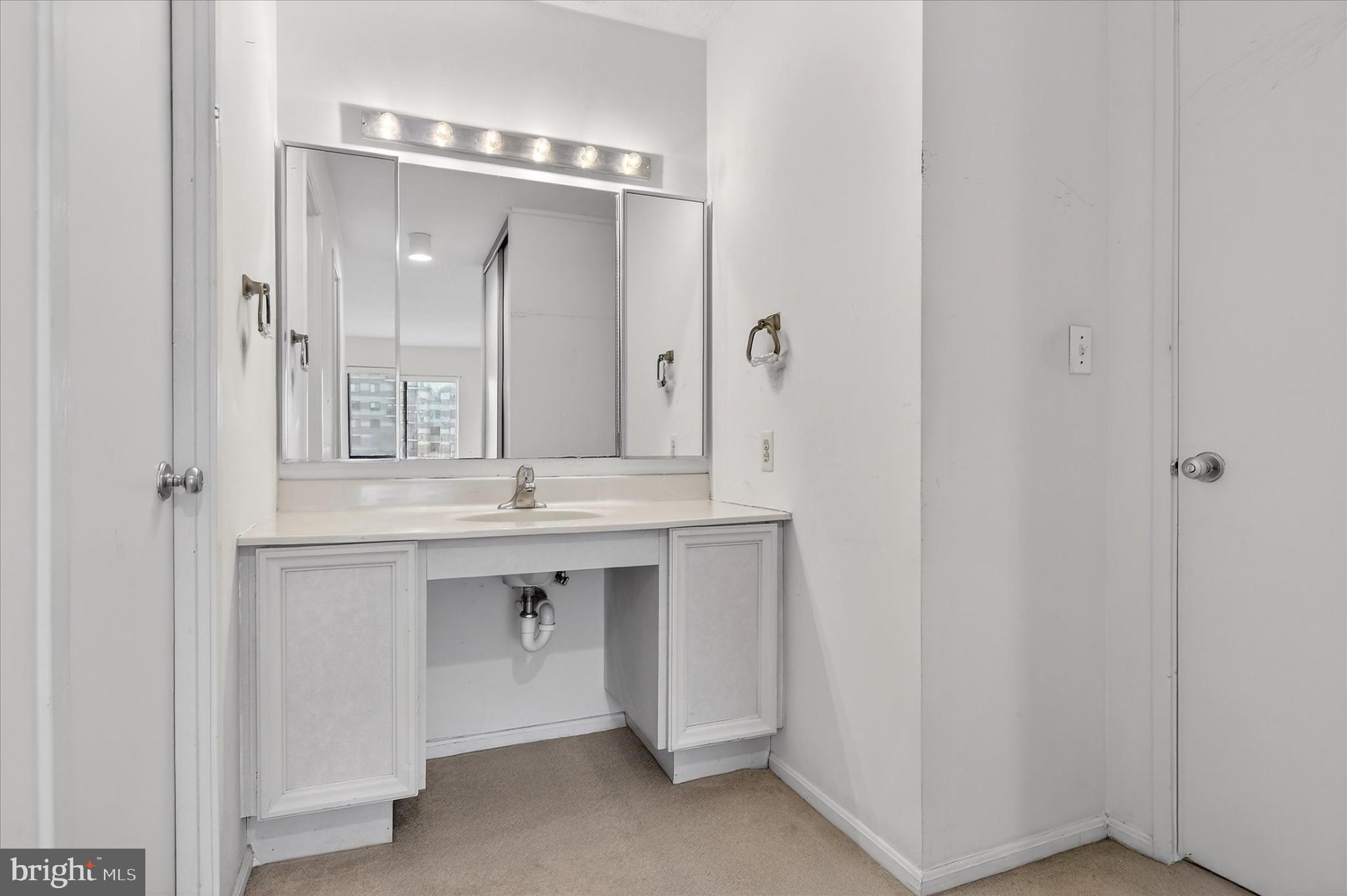 ROTONDA - Residential