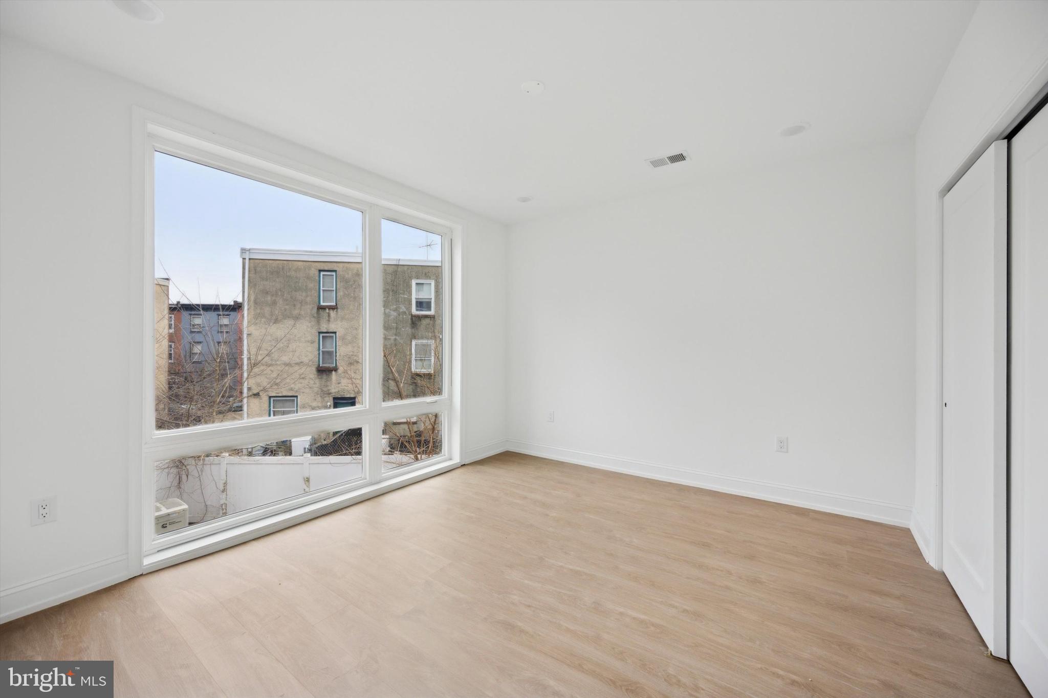 FRANCISVILLE - Residential Lease