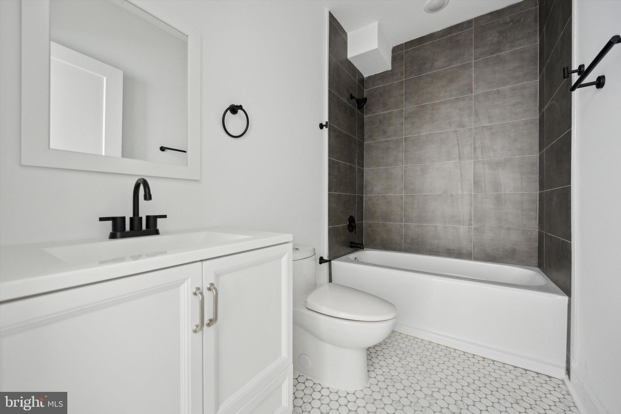 FRANCISVILLE - Residential Lease