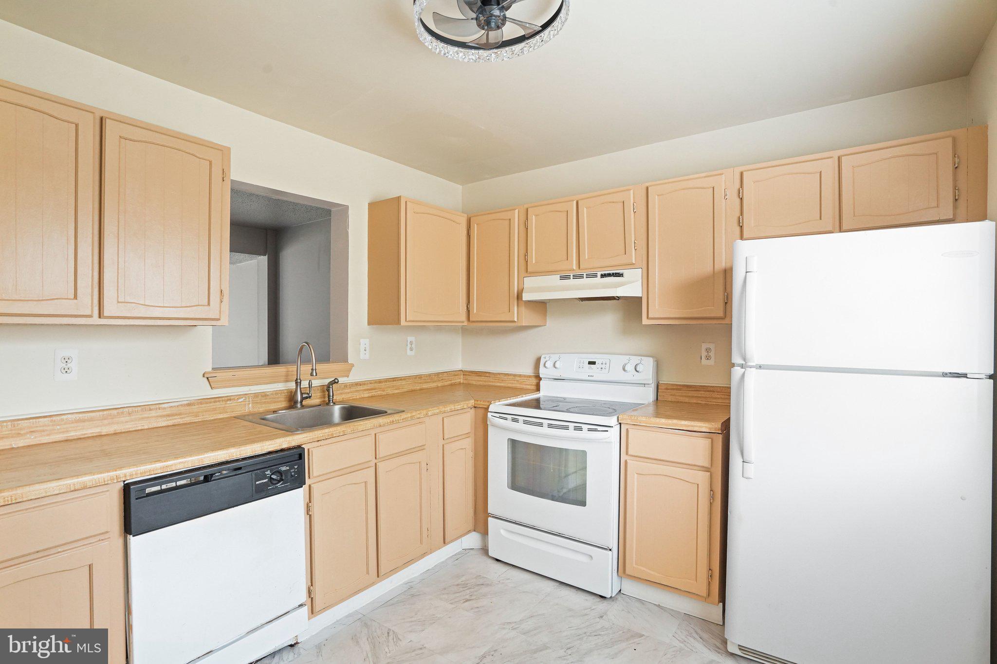 889 SAINT MICHAELS DRIVE