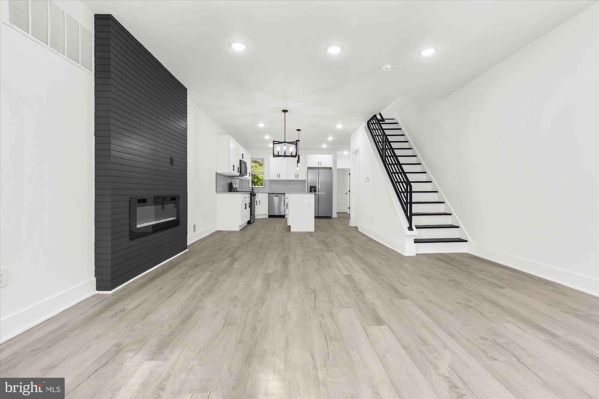 GERMANTOWN - Residential