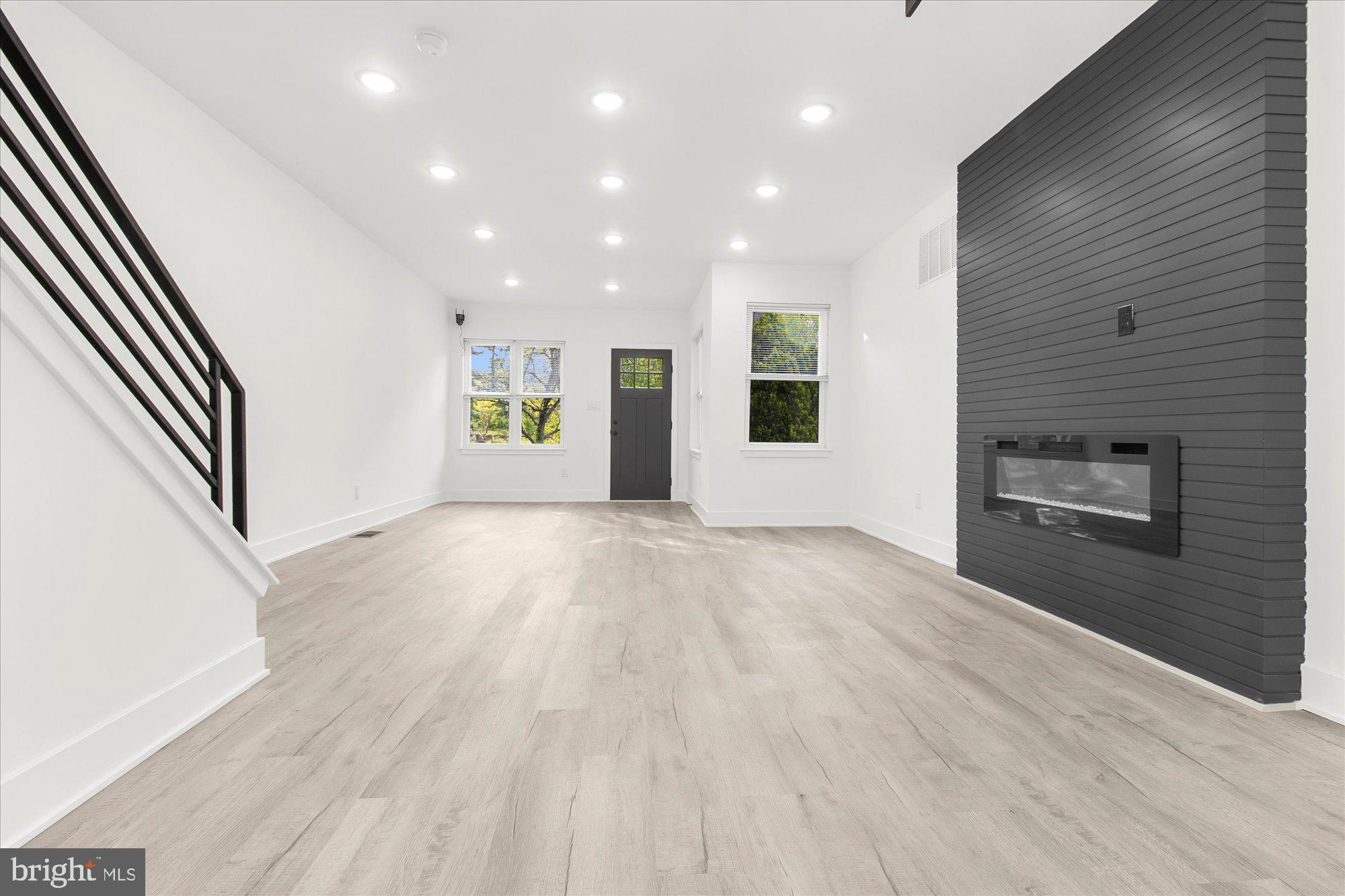 GERMANTOWN - Residential