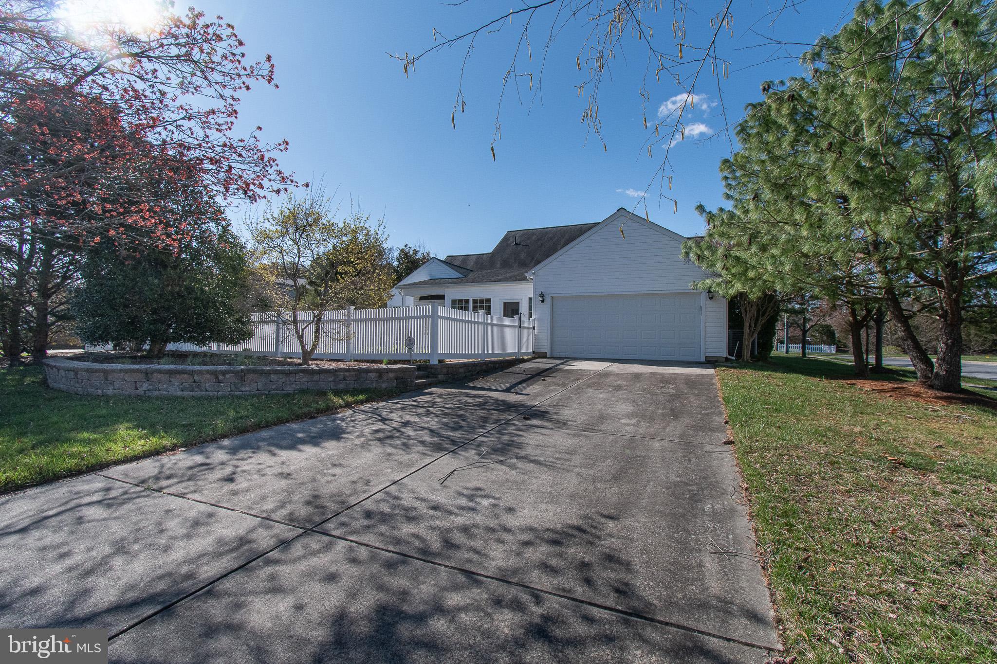 EASTON CLUB EAST - Residential