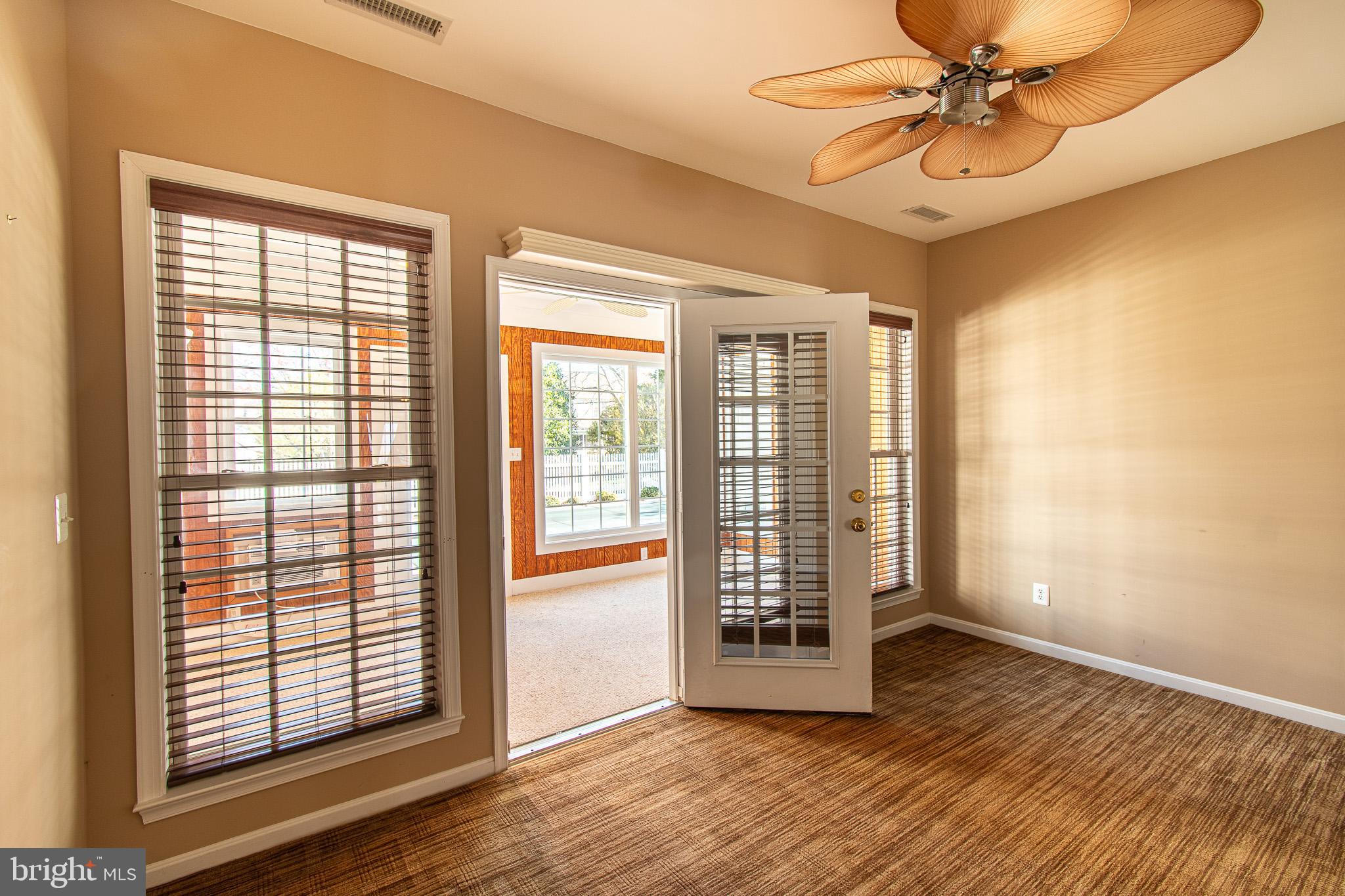 EASTON CLUB EAST - Residential