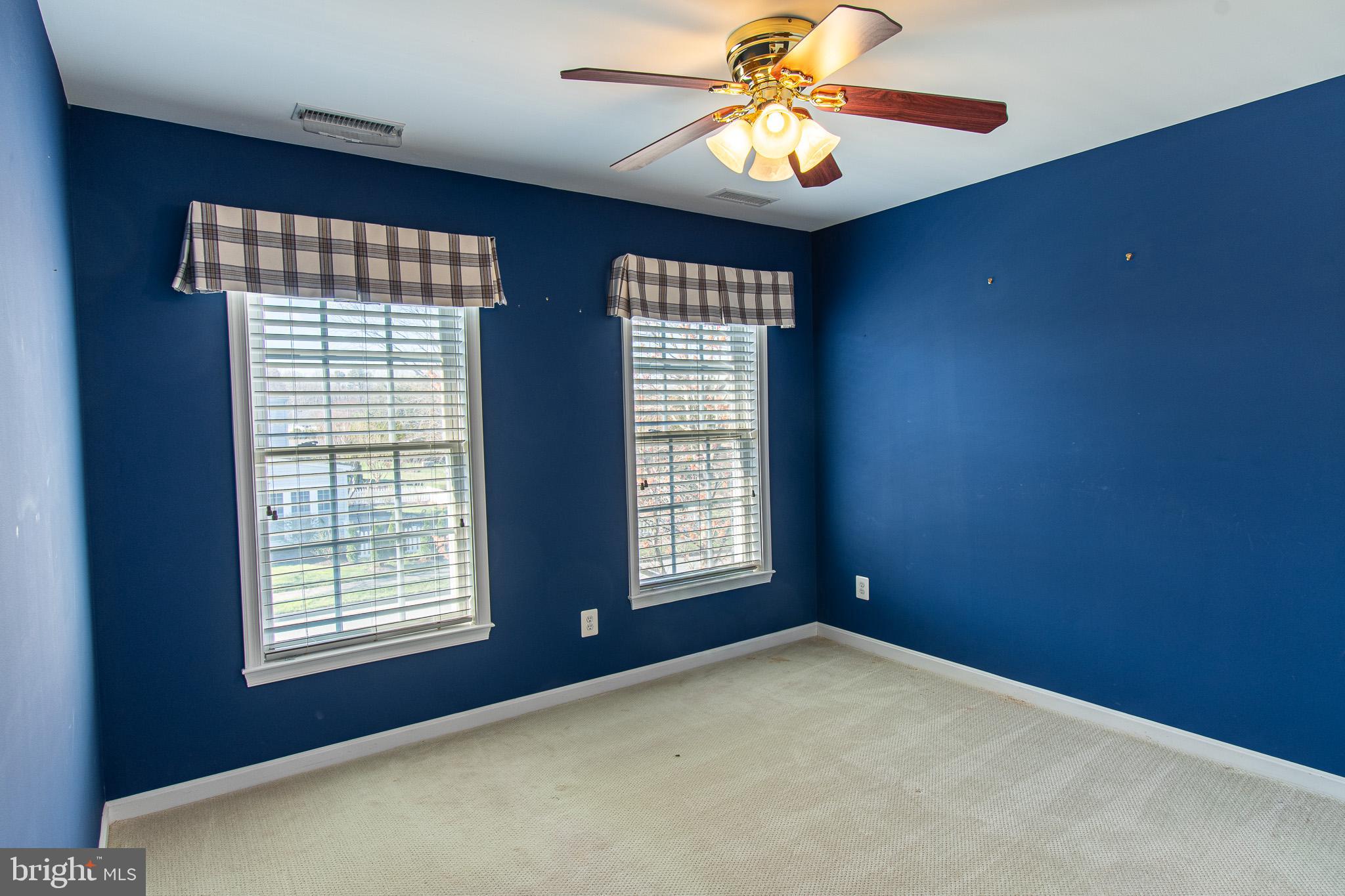 EASTON CLUB EAST - Residential