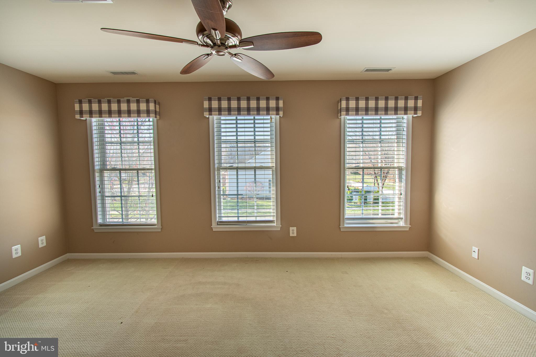 EASTON CLUB EAST - Residential