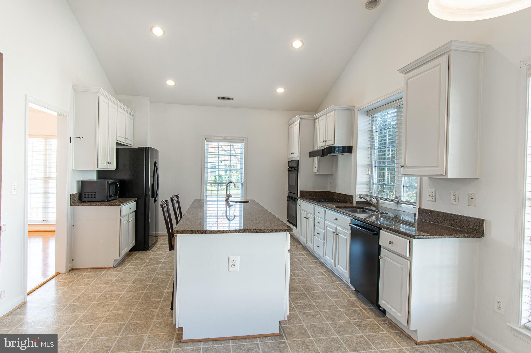 EASTON CLUB EAST - Residential