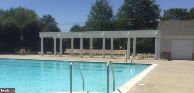 EASTON CLUB EAST - Residential