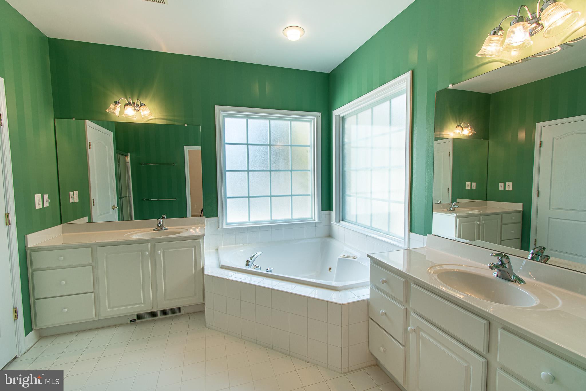 EASTON CLUB EAST - Residential