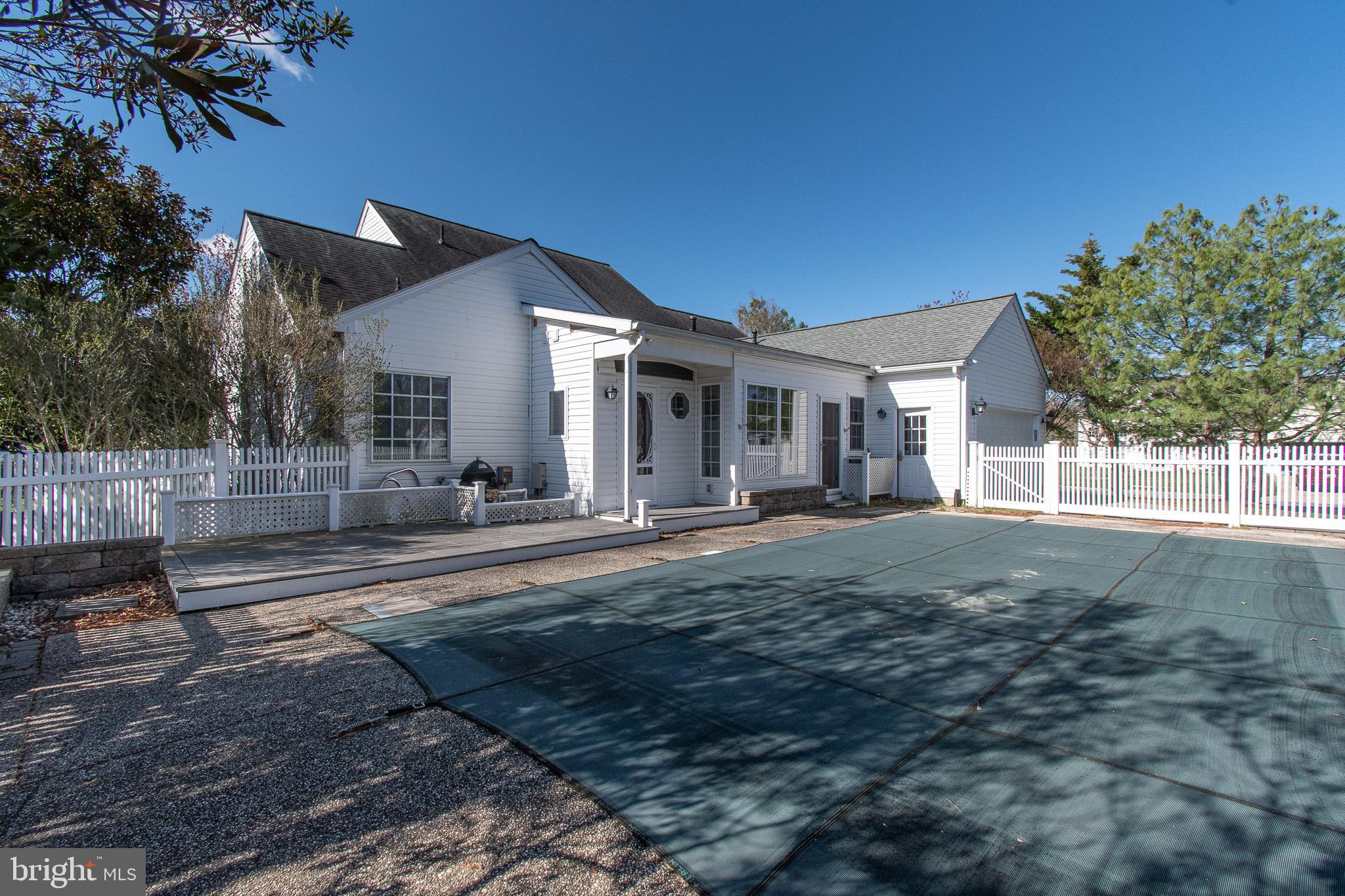 EASTON CLUB EAST - Residential