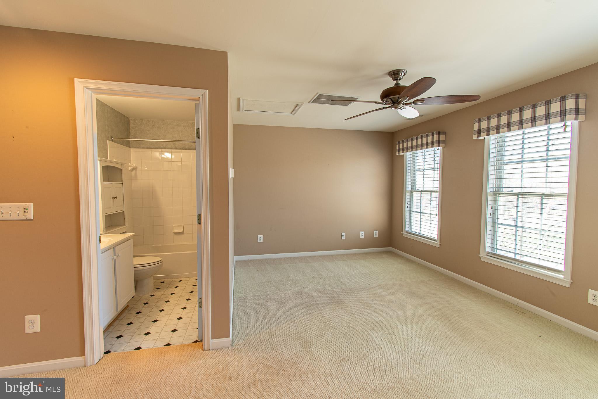 EASTON CLUB EAST - Residential