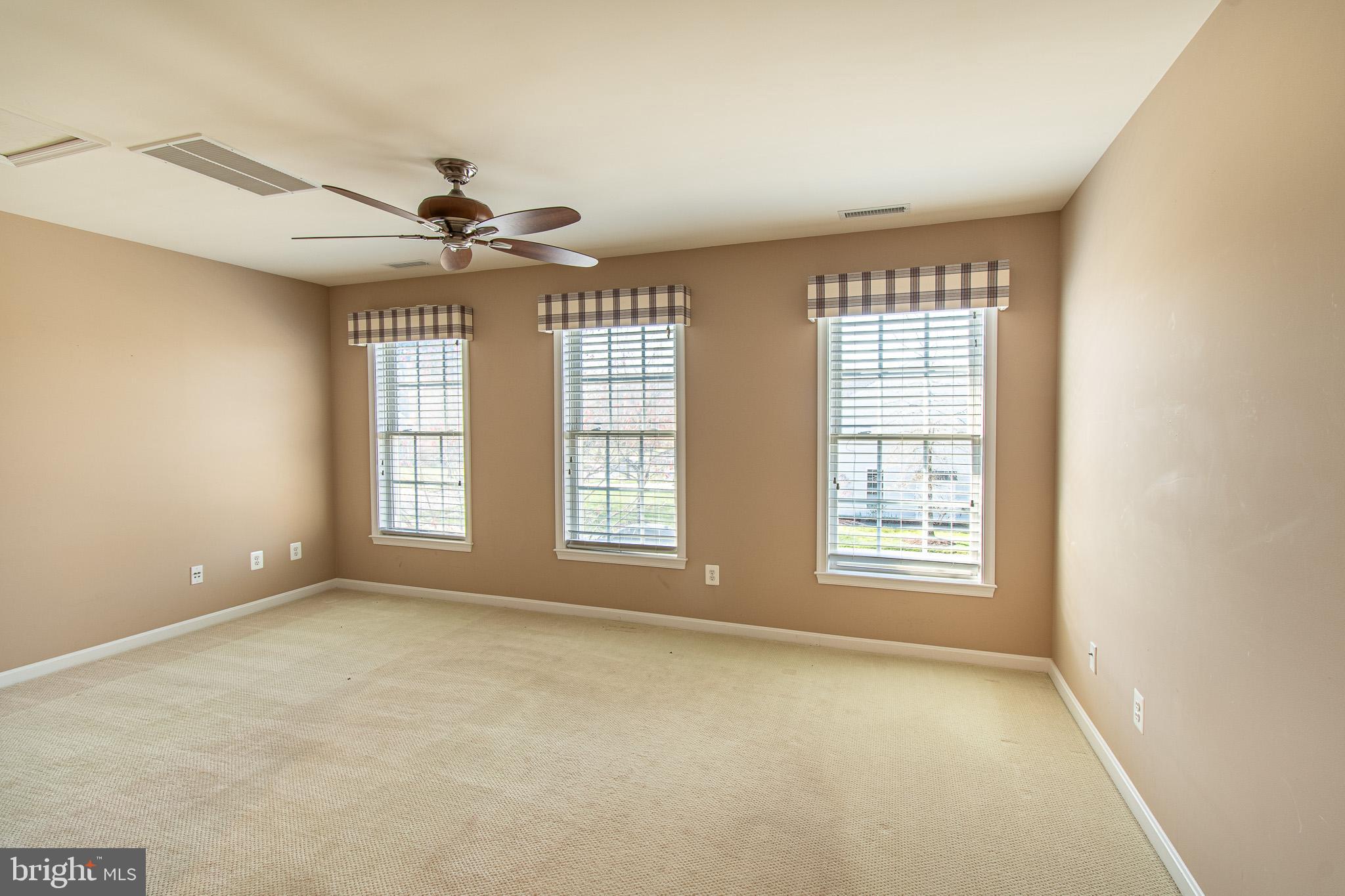 EASTON CLUB EAST - Residential