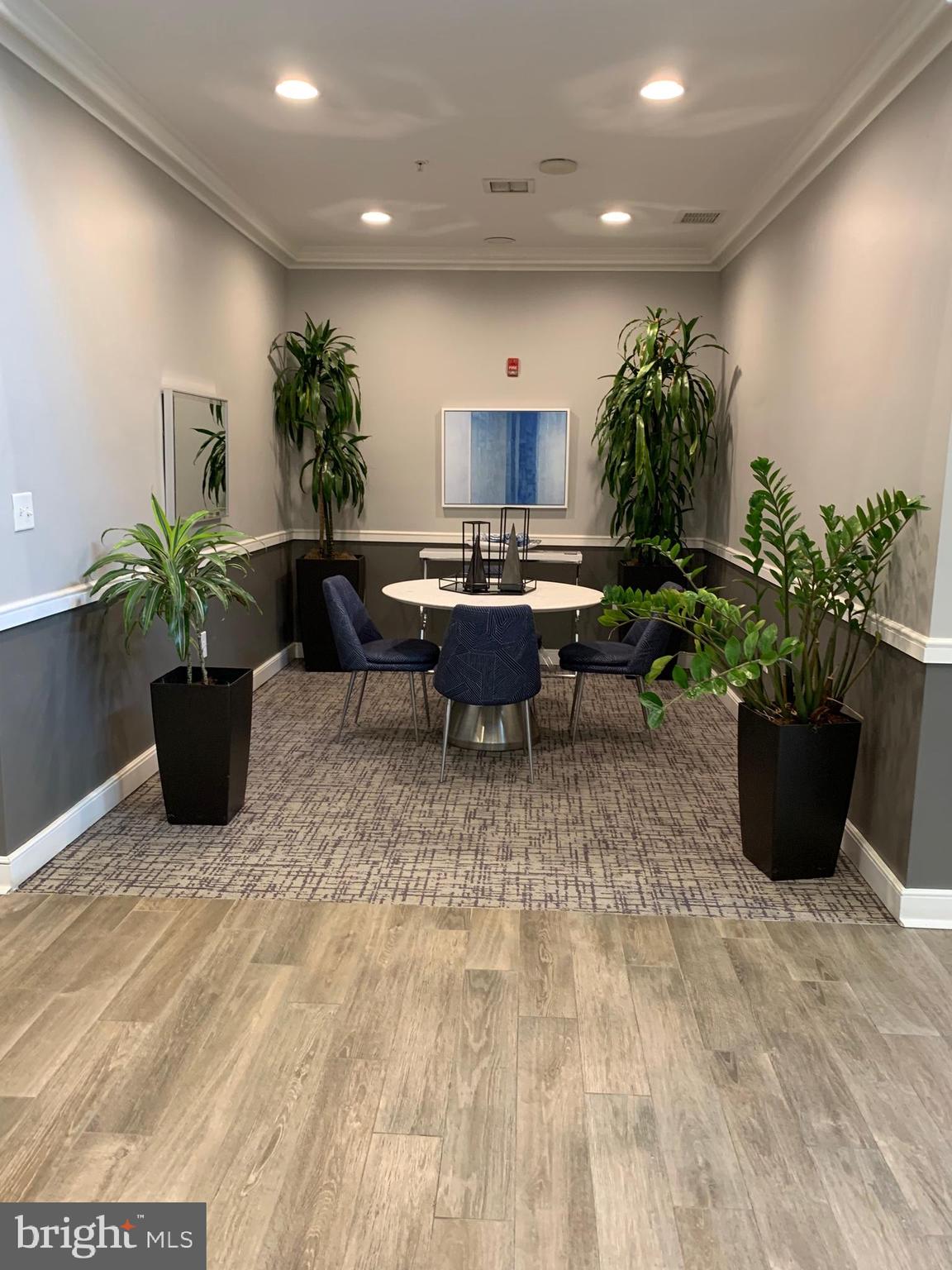 WILTON HOUSE - Residential