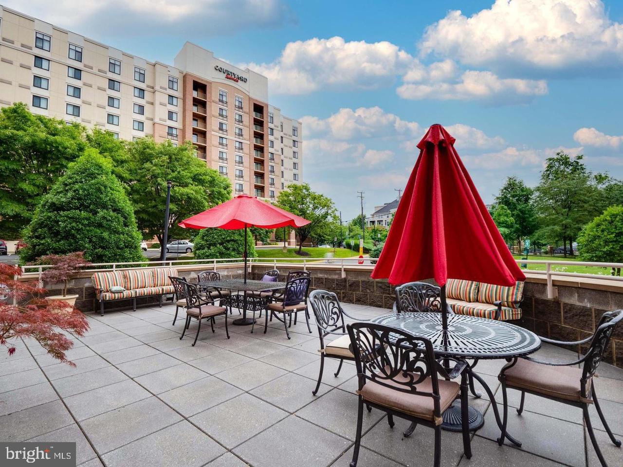 WILTON HOUSE - Residential