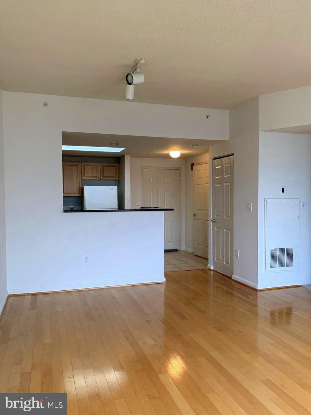 WILTON HOUSE - Residential