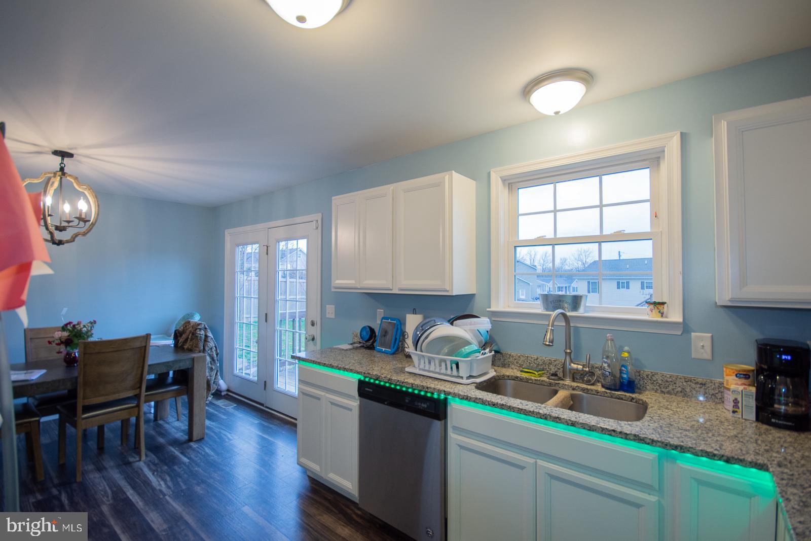 ELIZABETH STATION - Residential