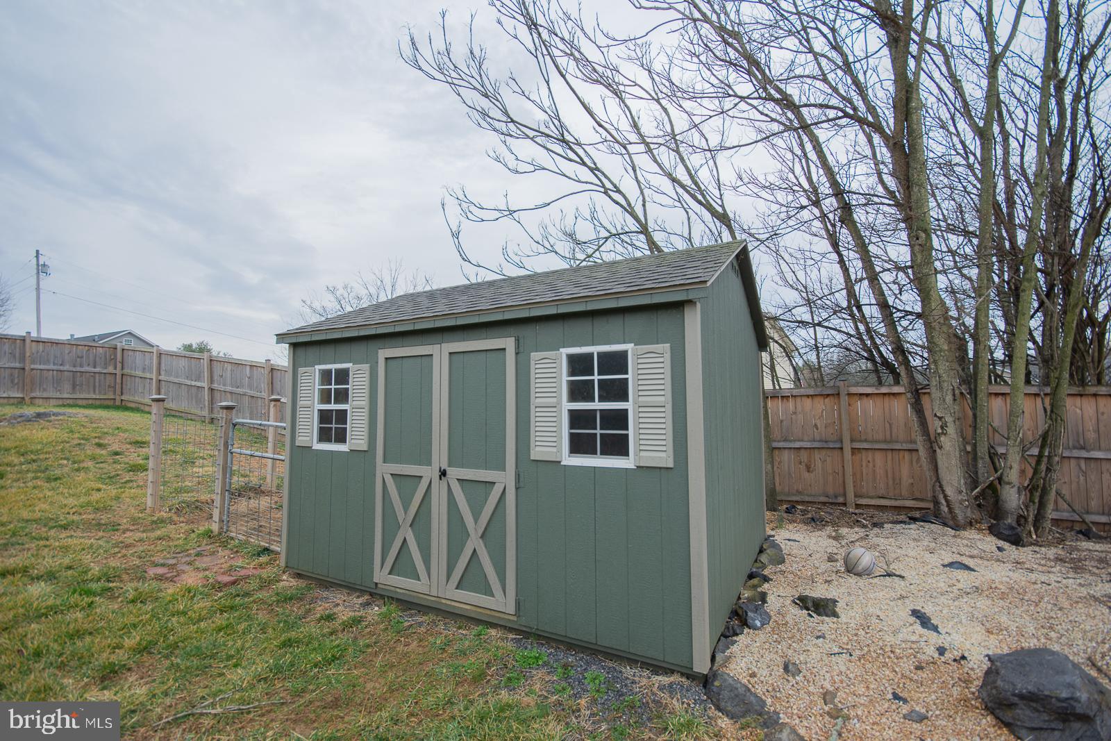 ELIZABETH STATION - Residential