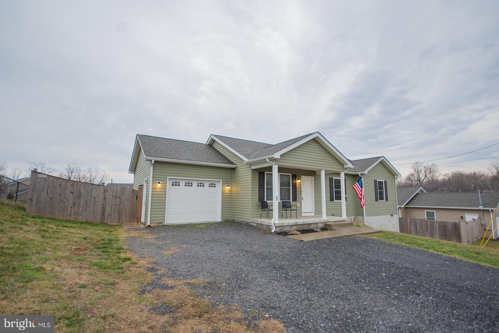 ELIZABETH STATION - Residential