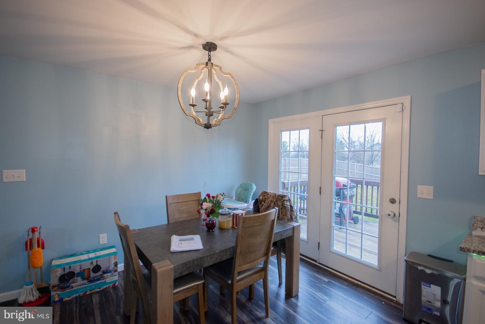 ELIZABETH STATION - Residential