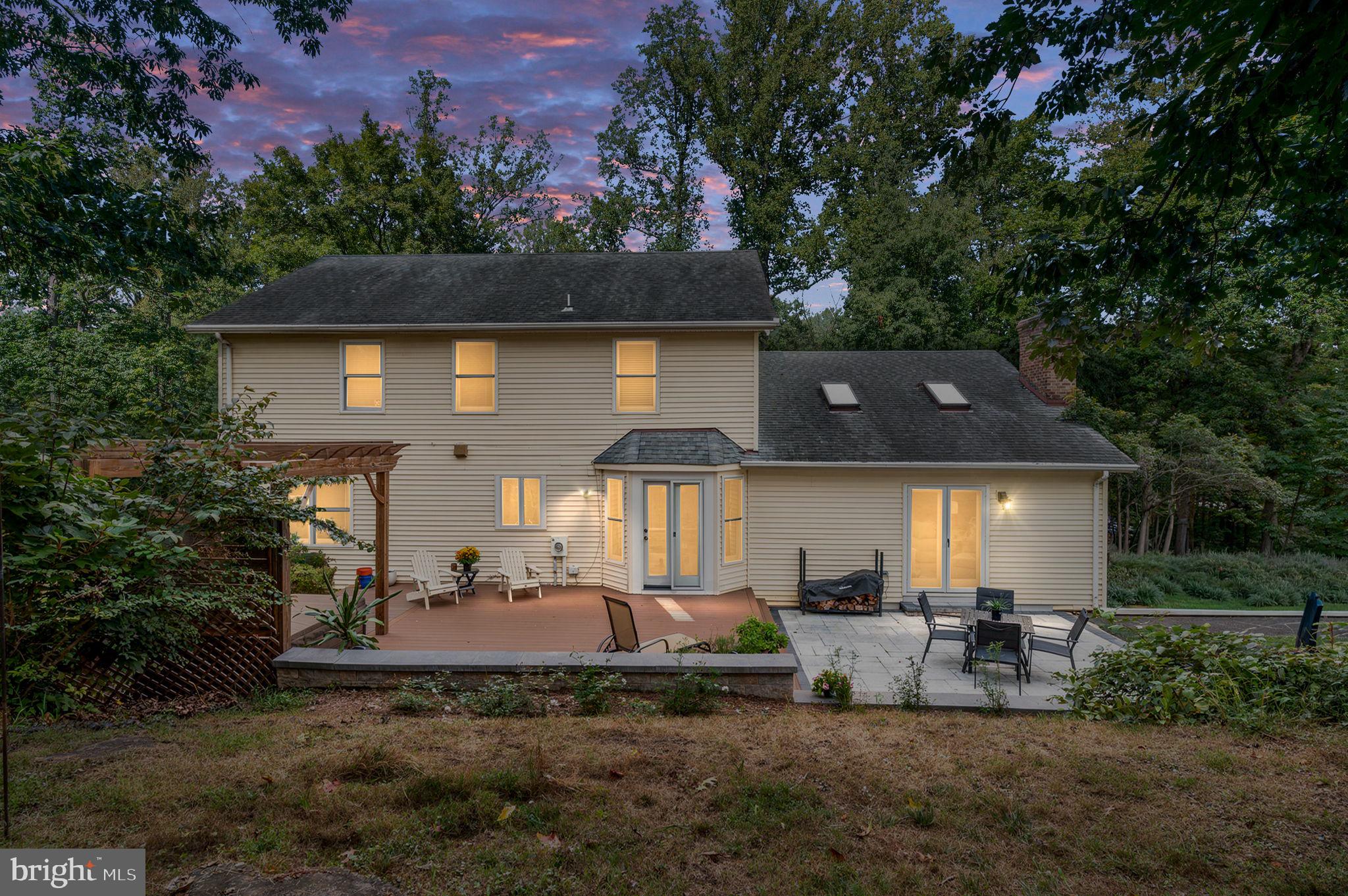 5317 FORREST COURT