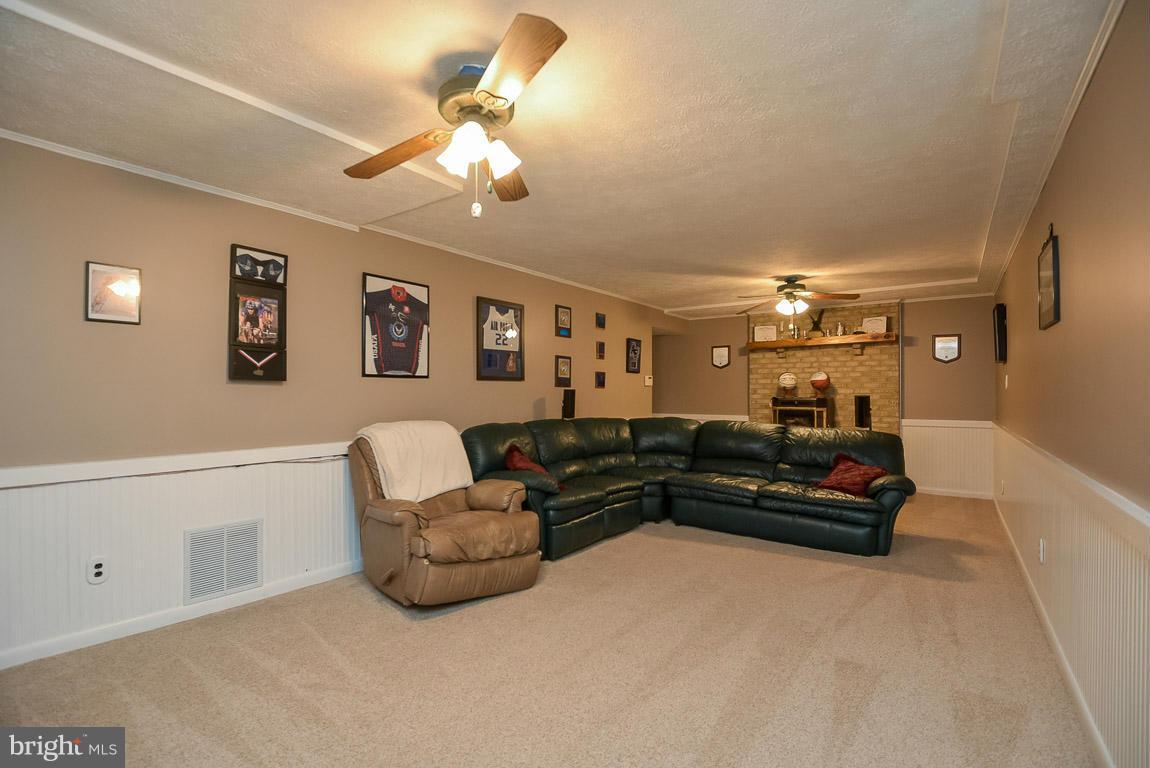 CHASEWOOD RUN - Residential