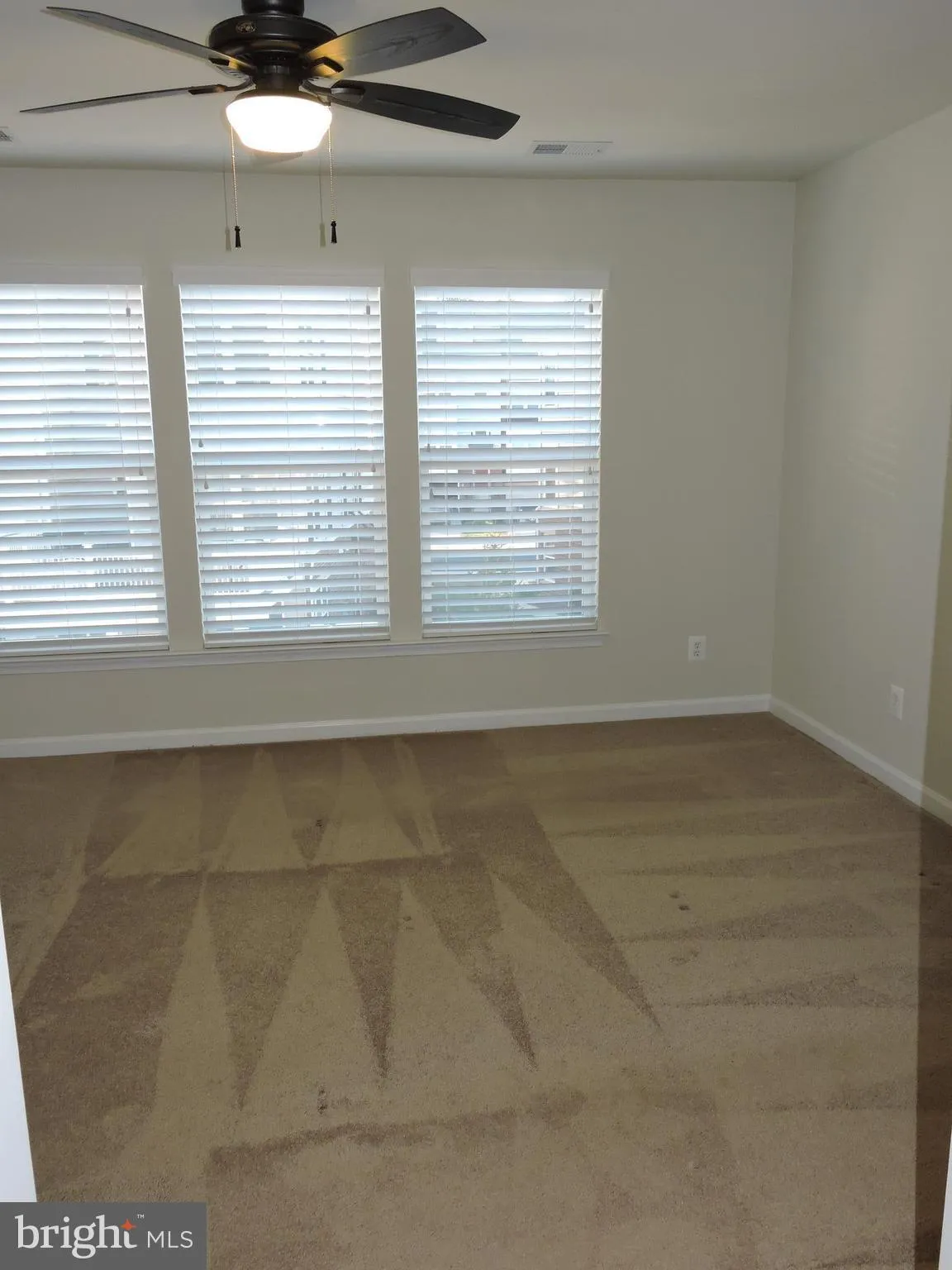 Brambleton, Virginia 20148, United States, 3 Bedrooms Bedrooms, ,4 BathroomsBathrooms,Residential,Coming Soon,90588