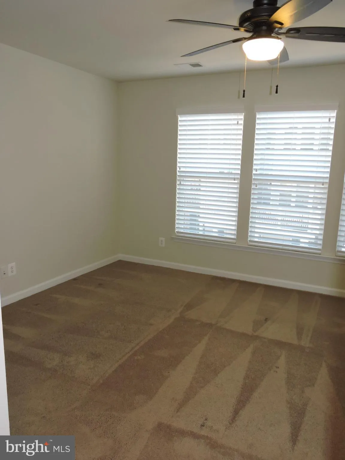 Brambleton, Virginia 20148, United States, 3 Bedrooms Bedrooms, ,4 BathroomsBathrooms,Residential,Coming Soon,90588