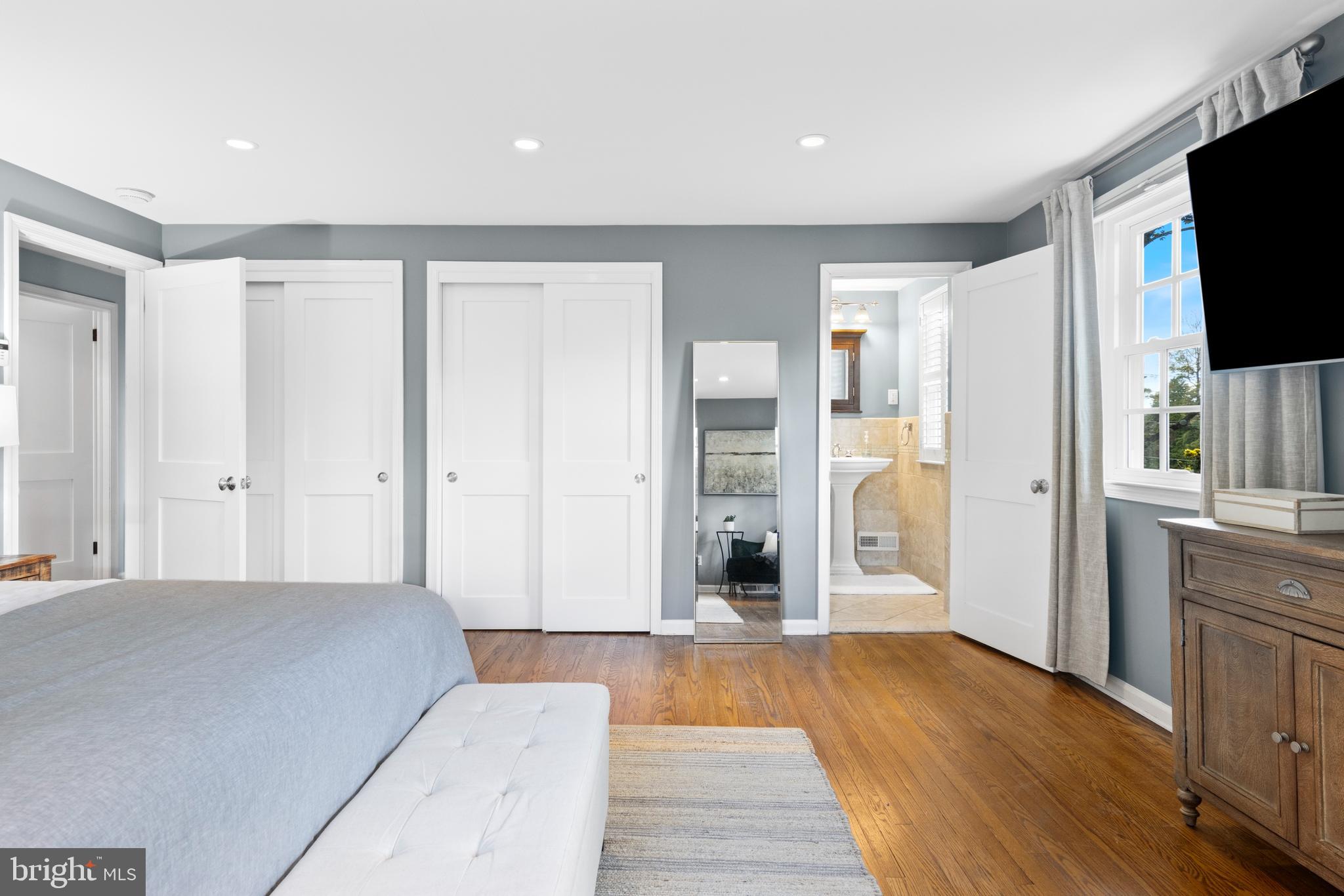 SOUTH WAYNE - Residential