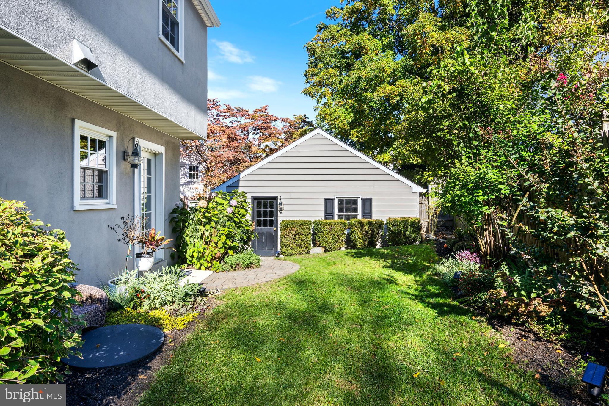 SOUTH WAYNE - Residential