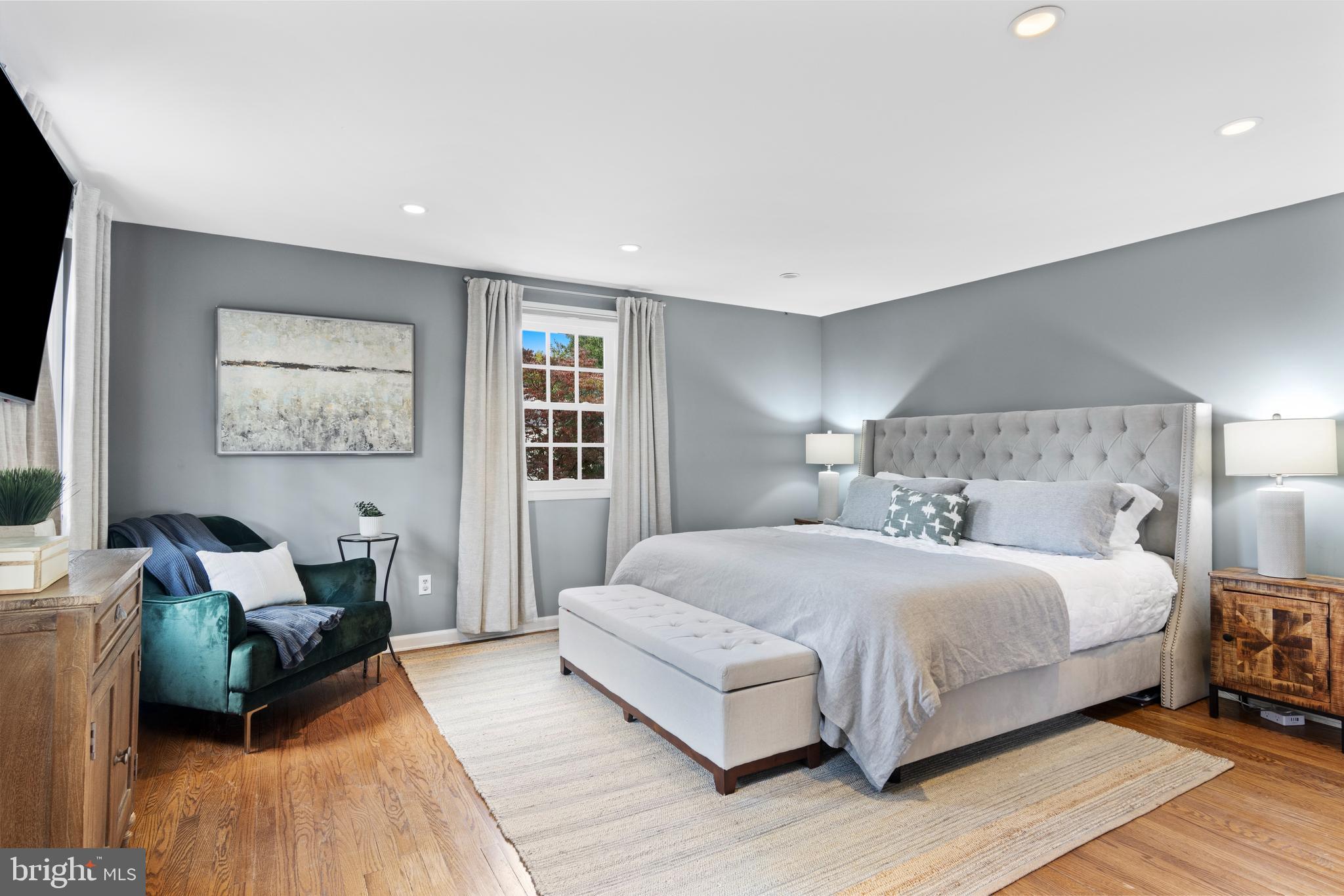 SOUTH WAYNE - Residential