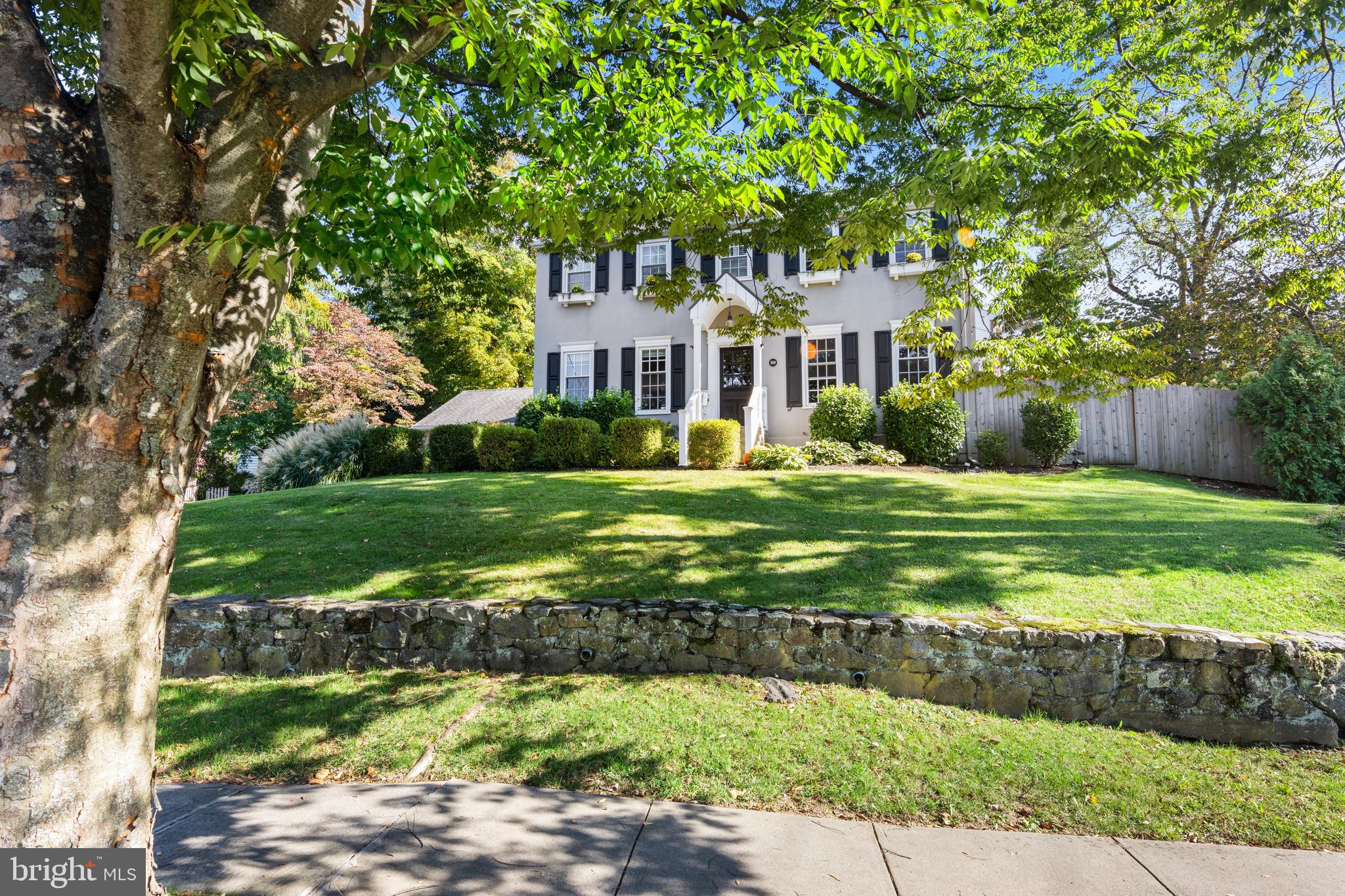 SOUTH WAYNE - Residential