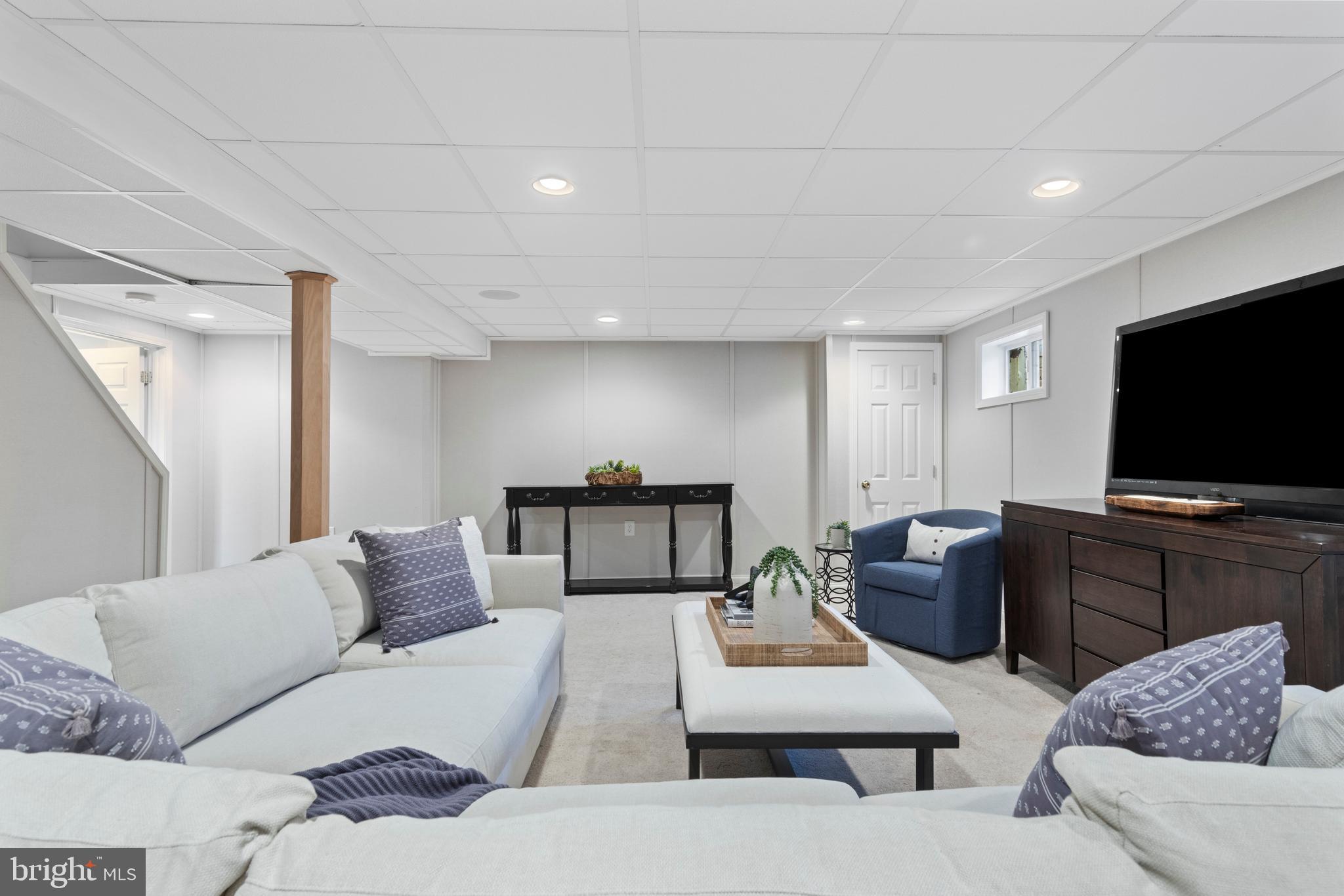 SOUTH WAYNE - Residential