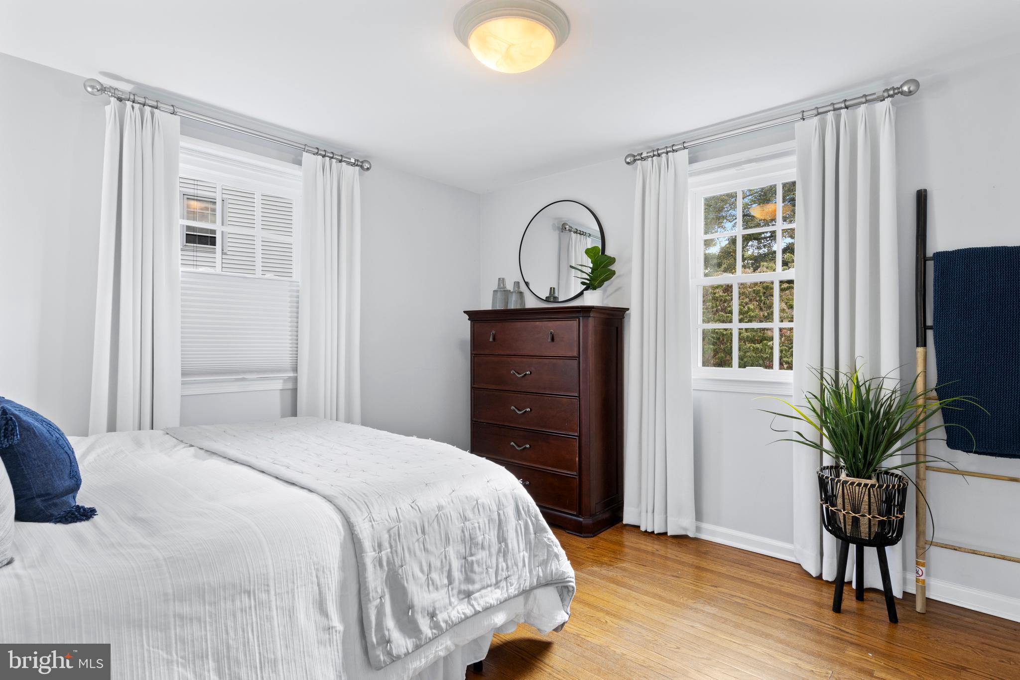 SOUTH WAYNE - Residential