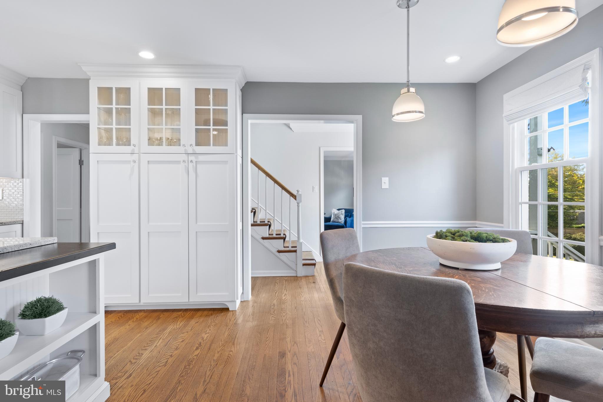 SOUTH WAYNE - Residential