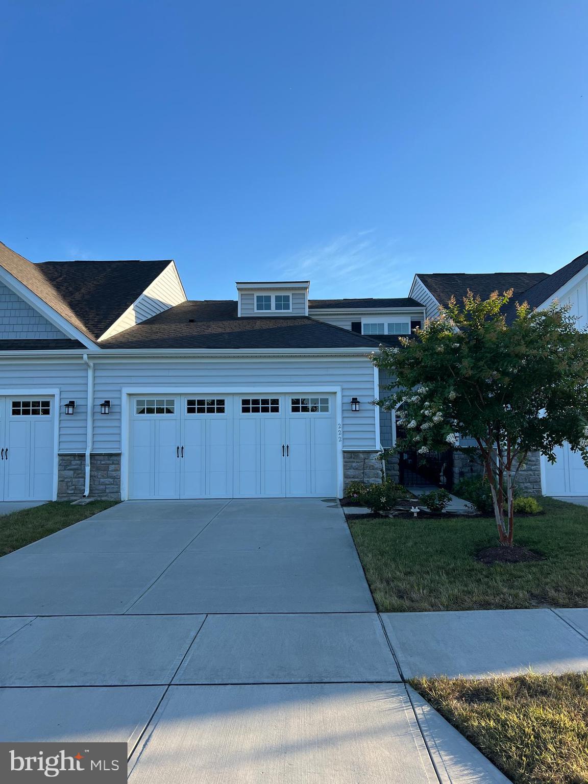 222 MOORINGS CIRCLE 126