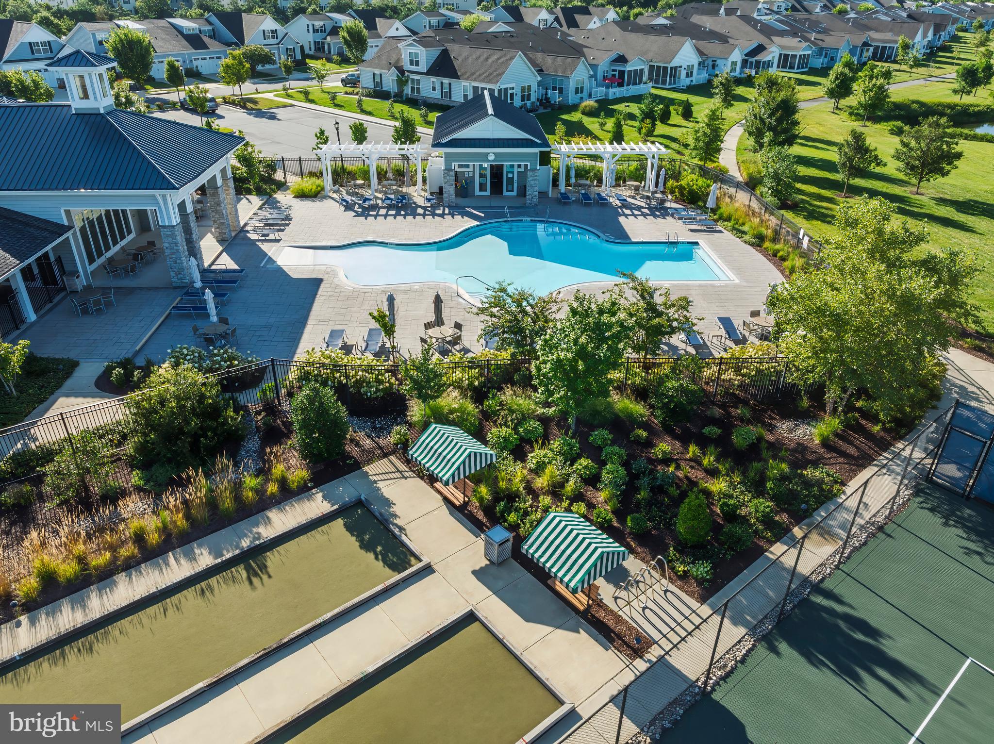 BAY BRIDGE COVE - Residential