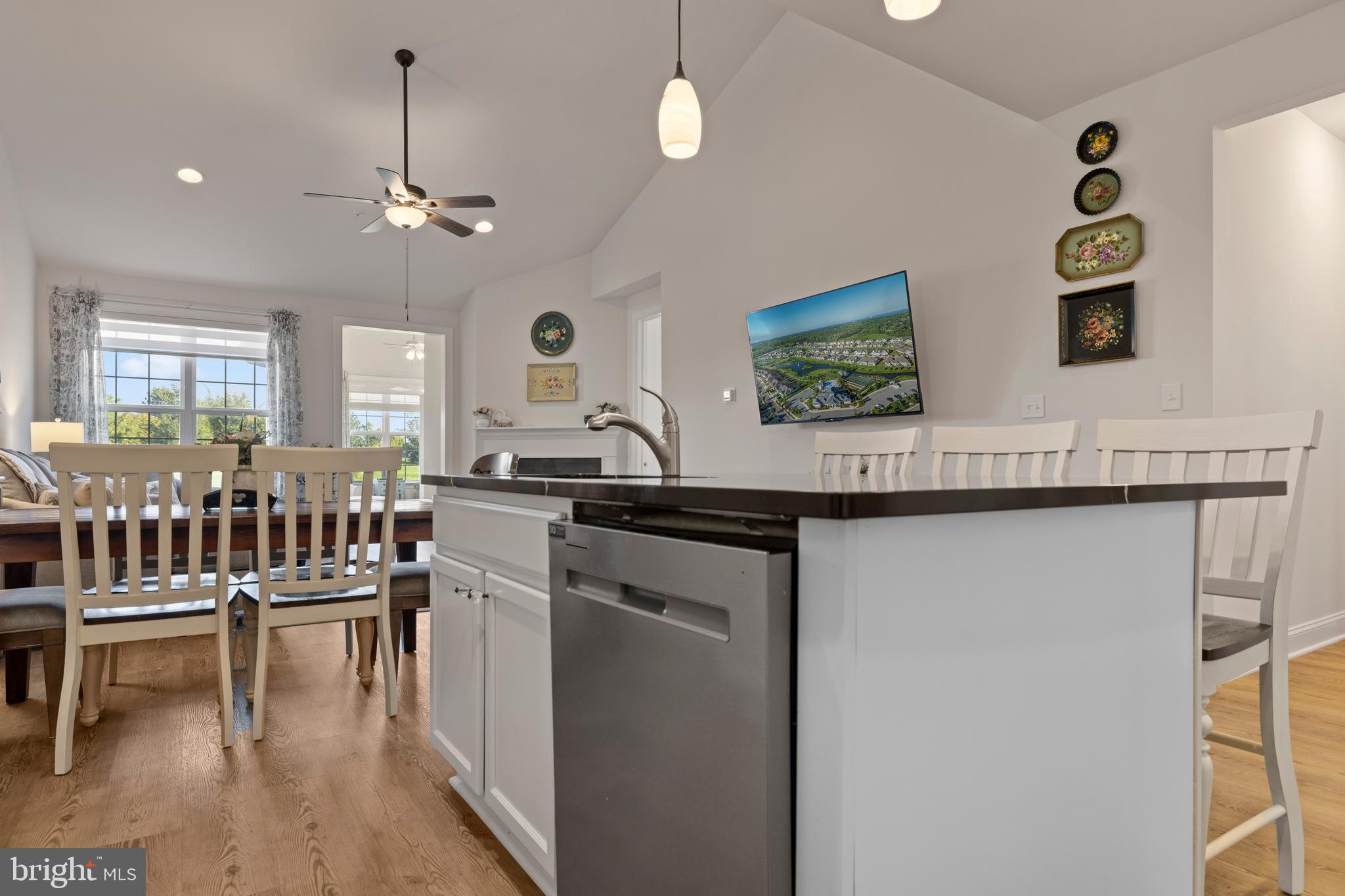 BAY BRIDGE COVE - Residential