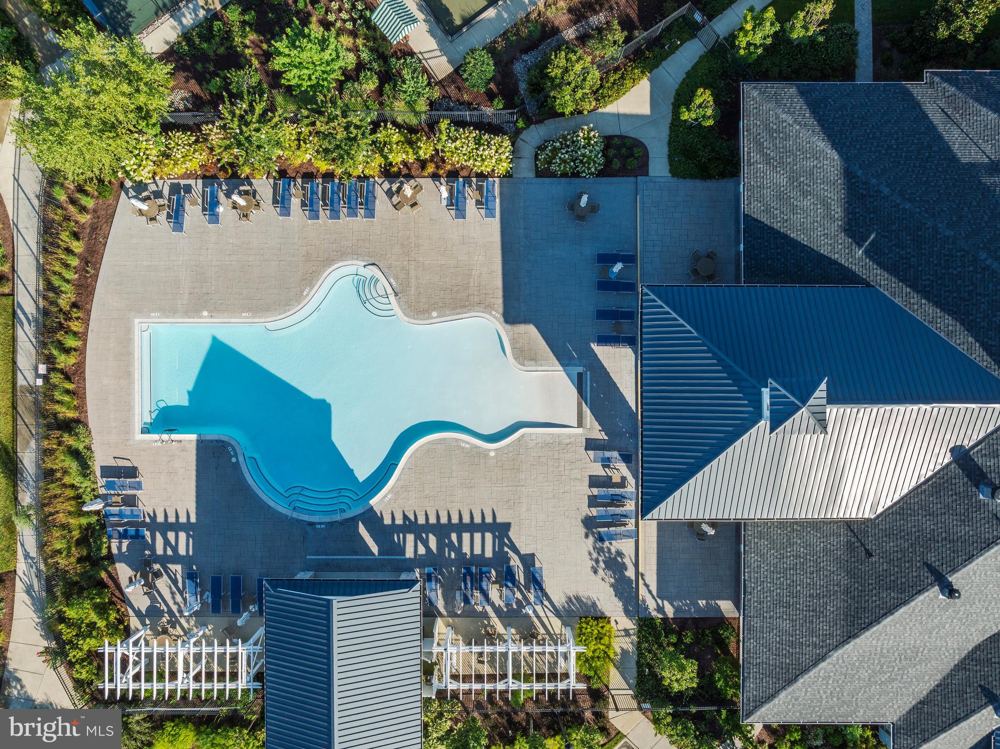 BAY BRIDGE COVE - Residential