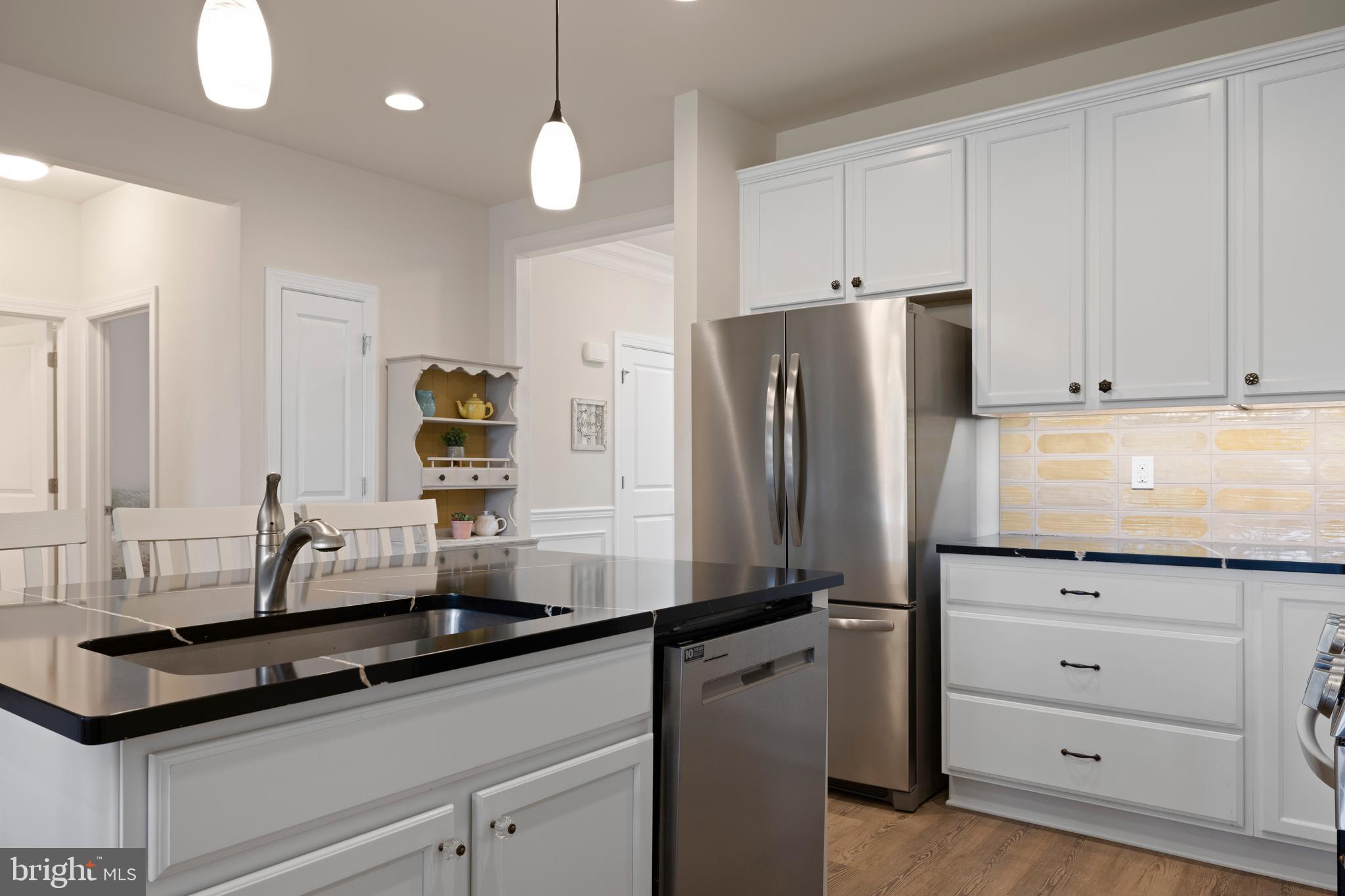 BAY BRIDGE COVE - Residential