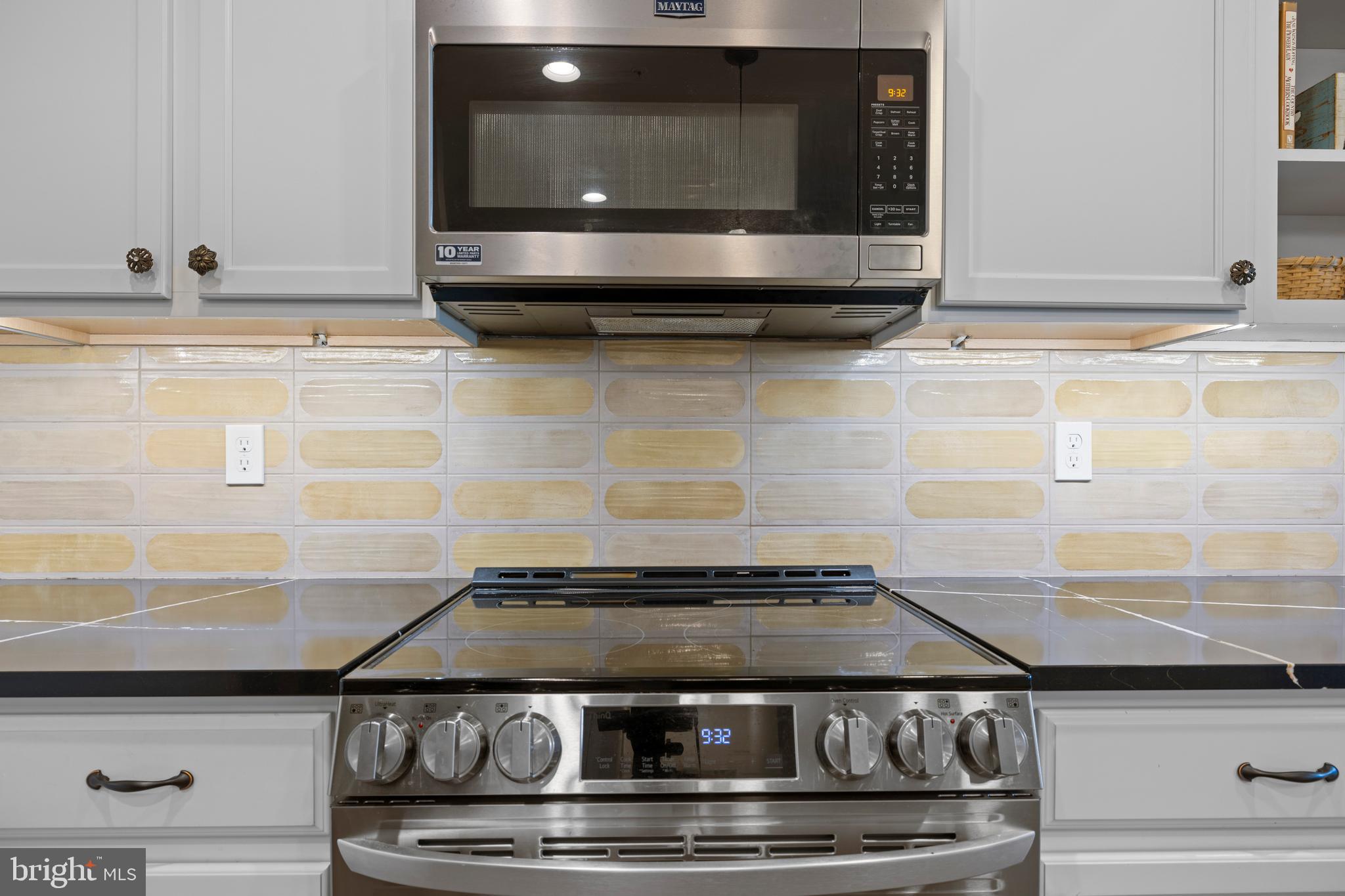 BAY BRIDGE COVE - Residential