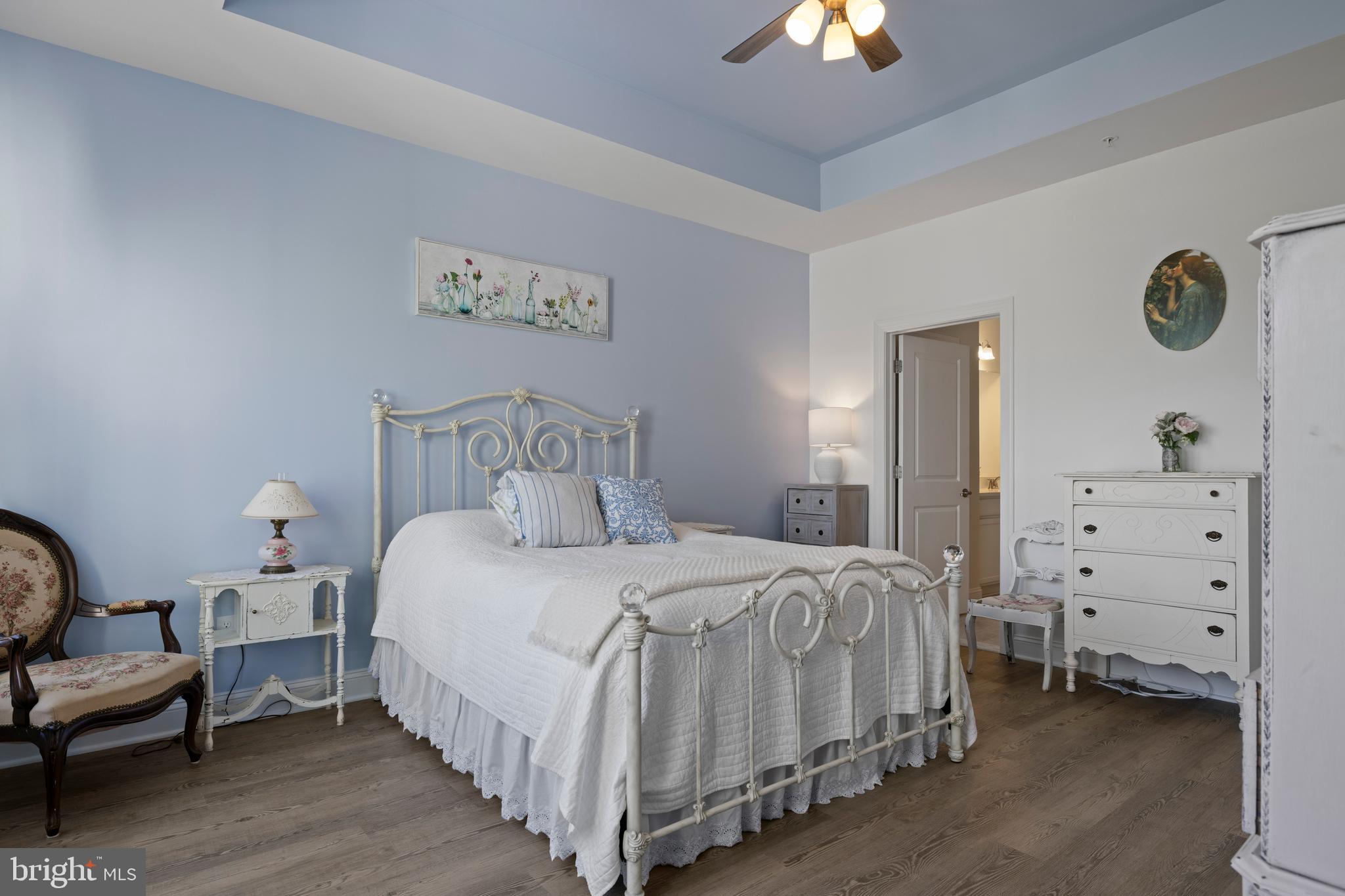 BAY BRIDGE COVE - Residential