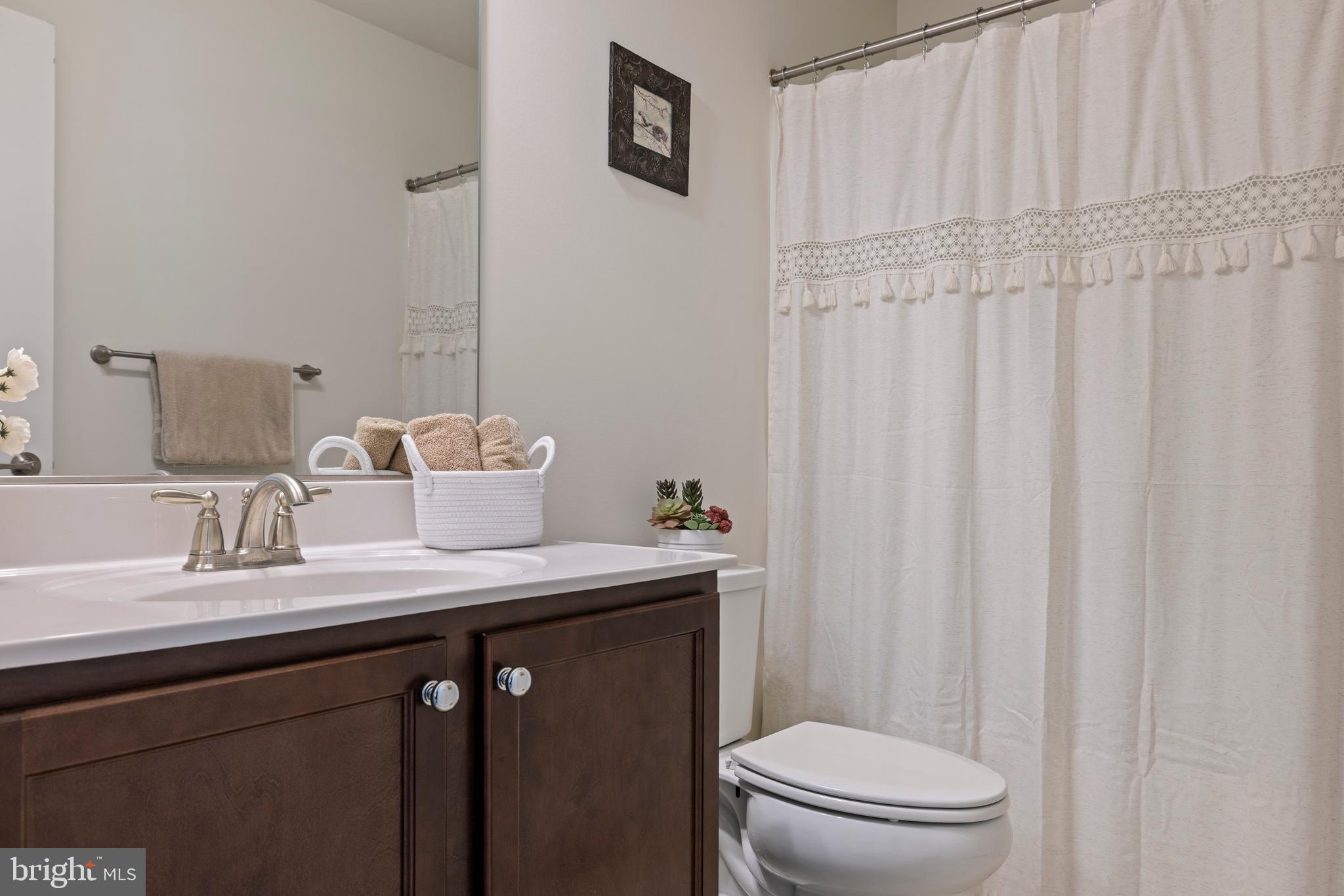 BAY BRIDGE COVE - Residential