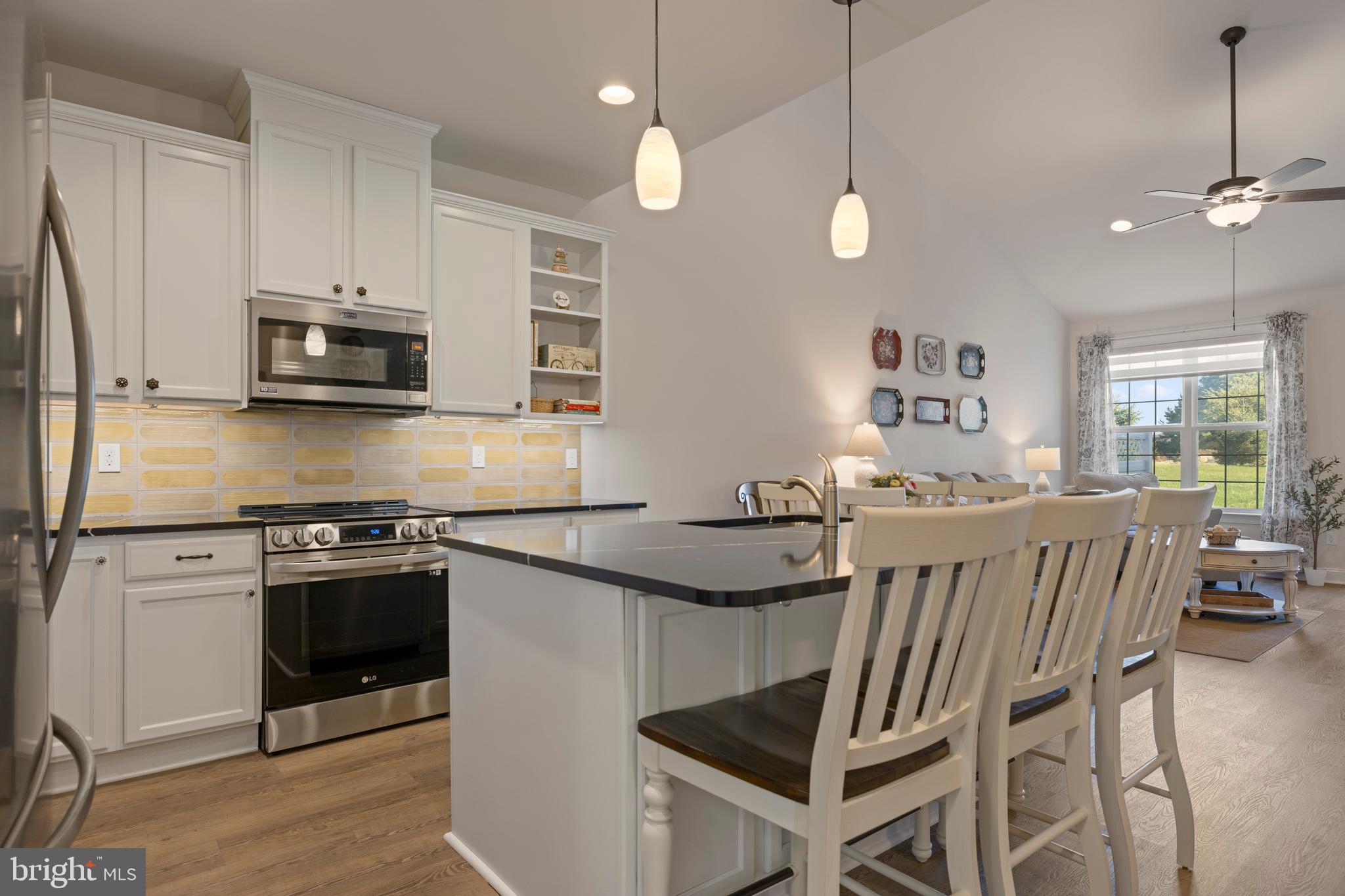 BAY BRIDGE COVE - Residential