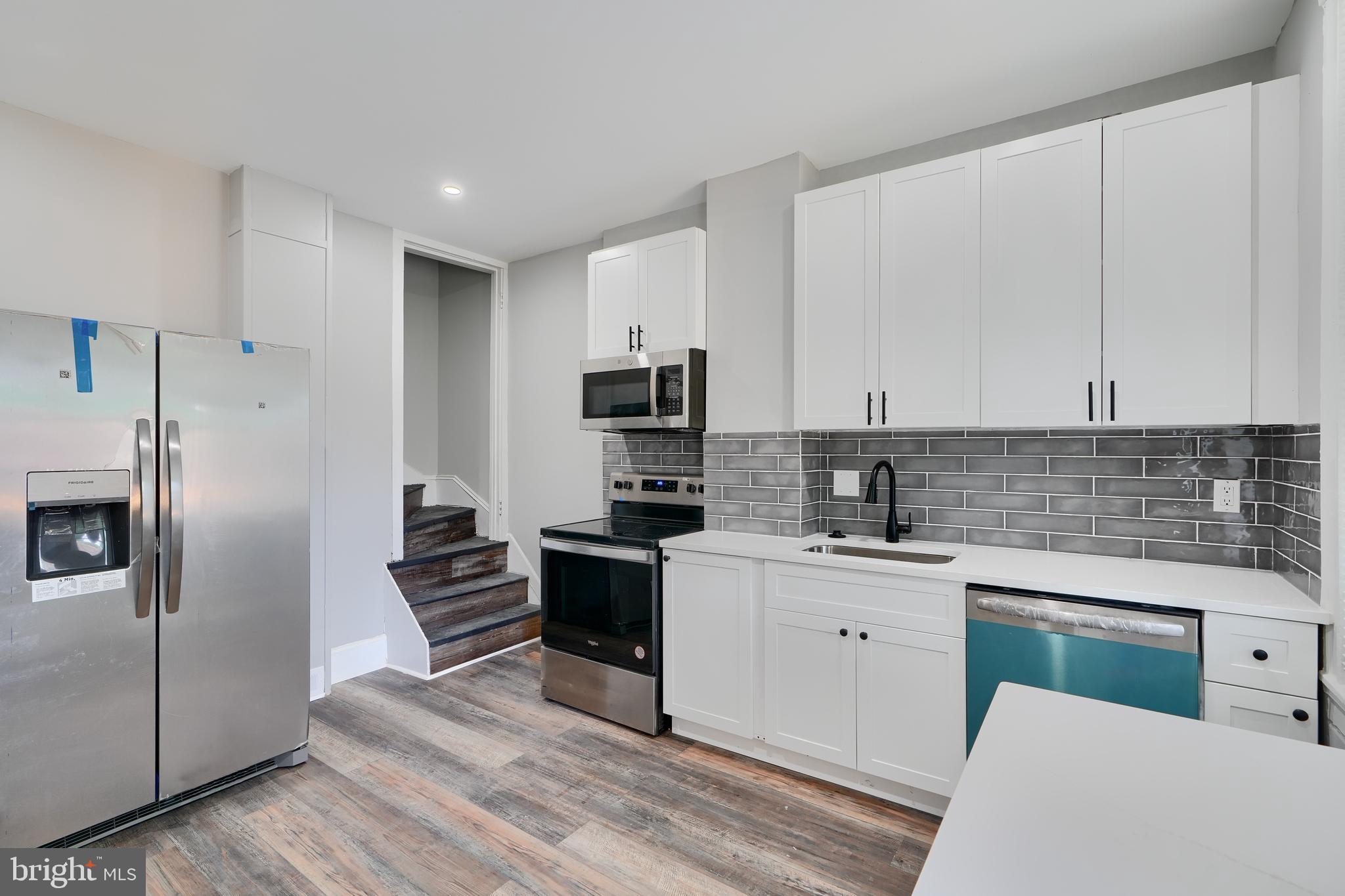 CHARLES VILLAGE - Residential Lease