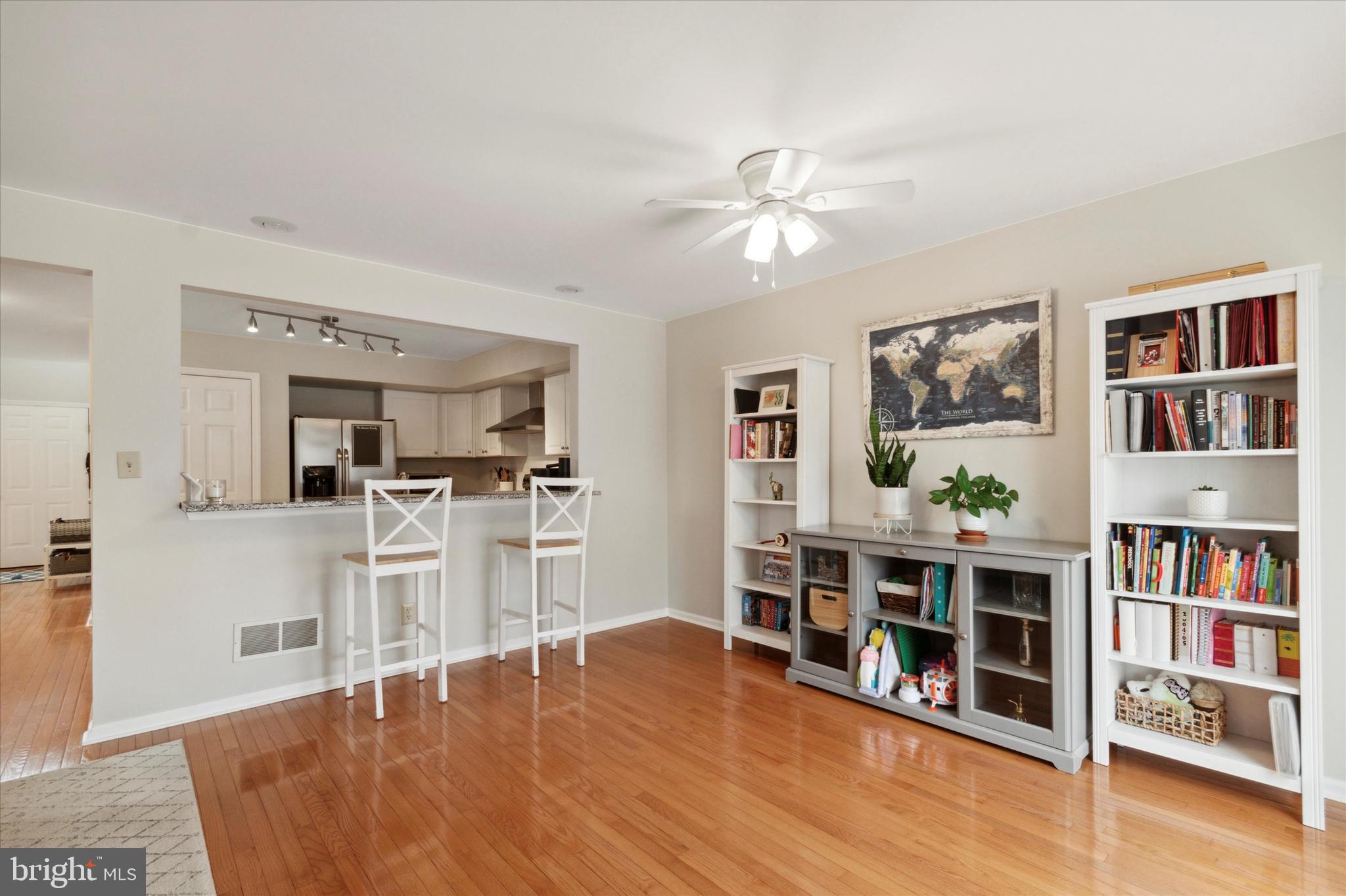 FOX HUNT - Residential