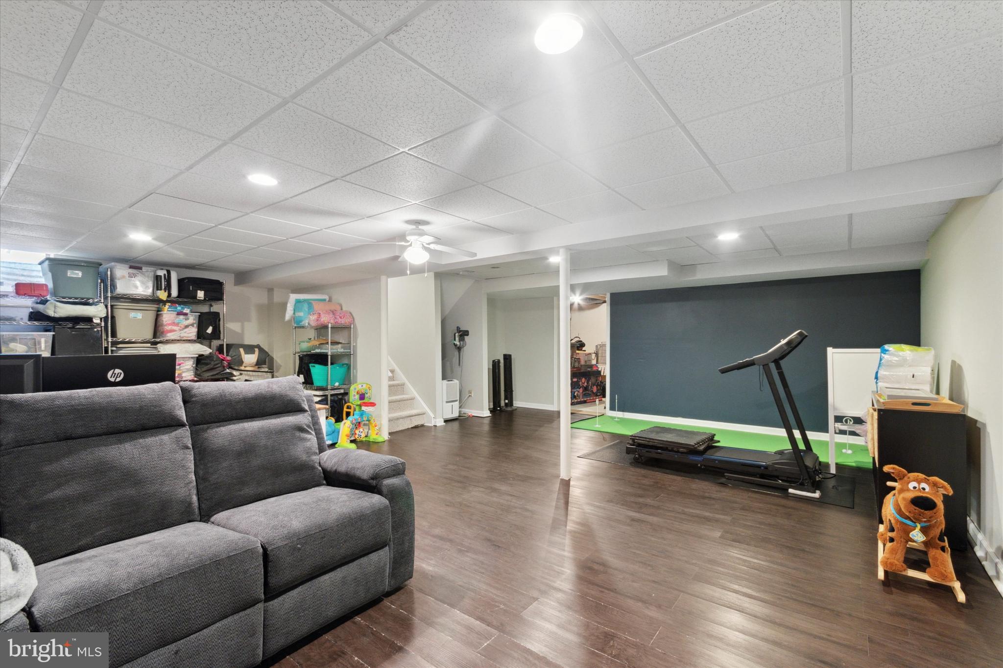 FOX HUNT - Residential