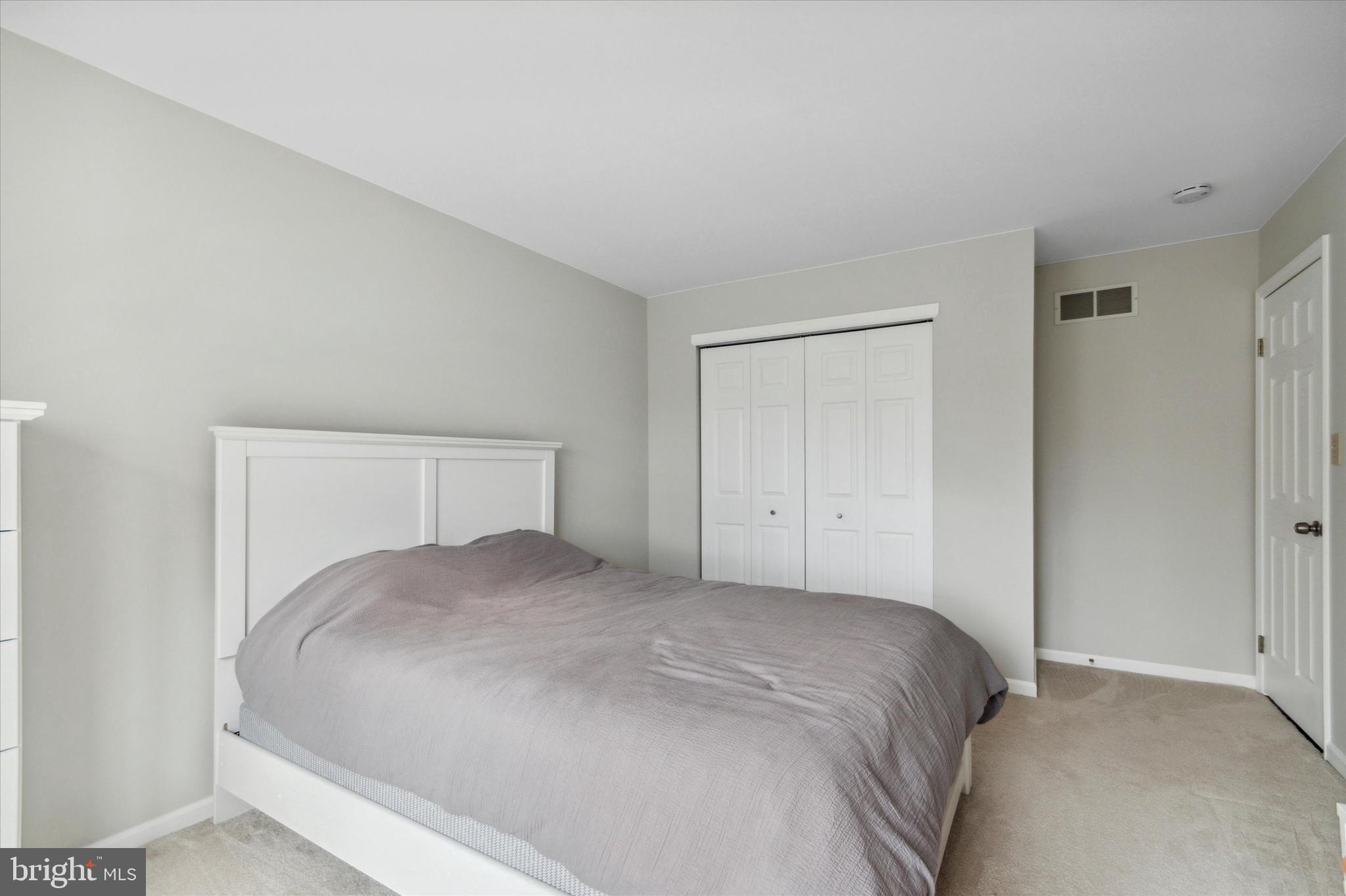 FOX HUNT - Residential