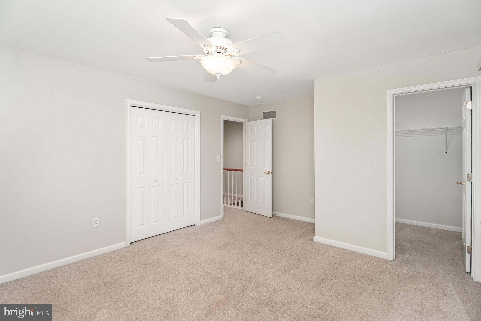 WHELAN CROSSING - Residential Lease