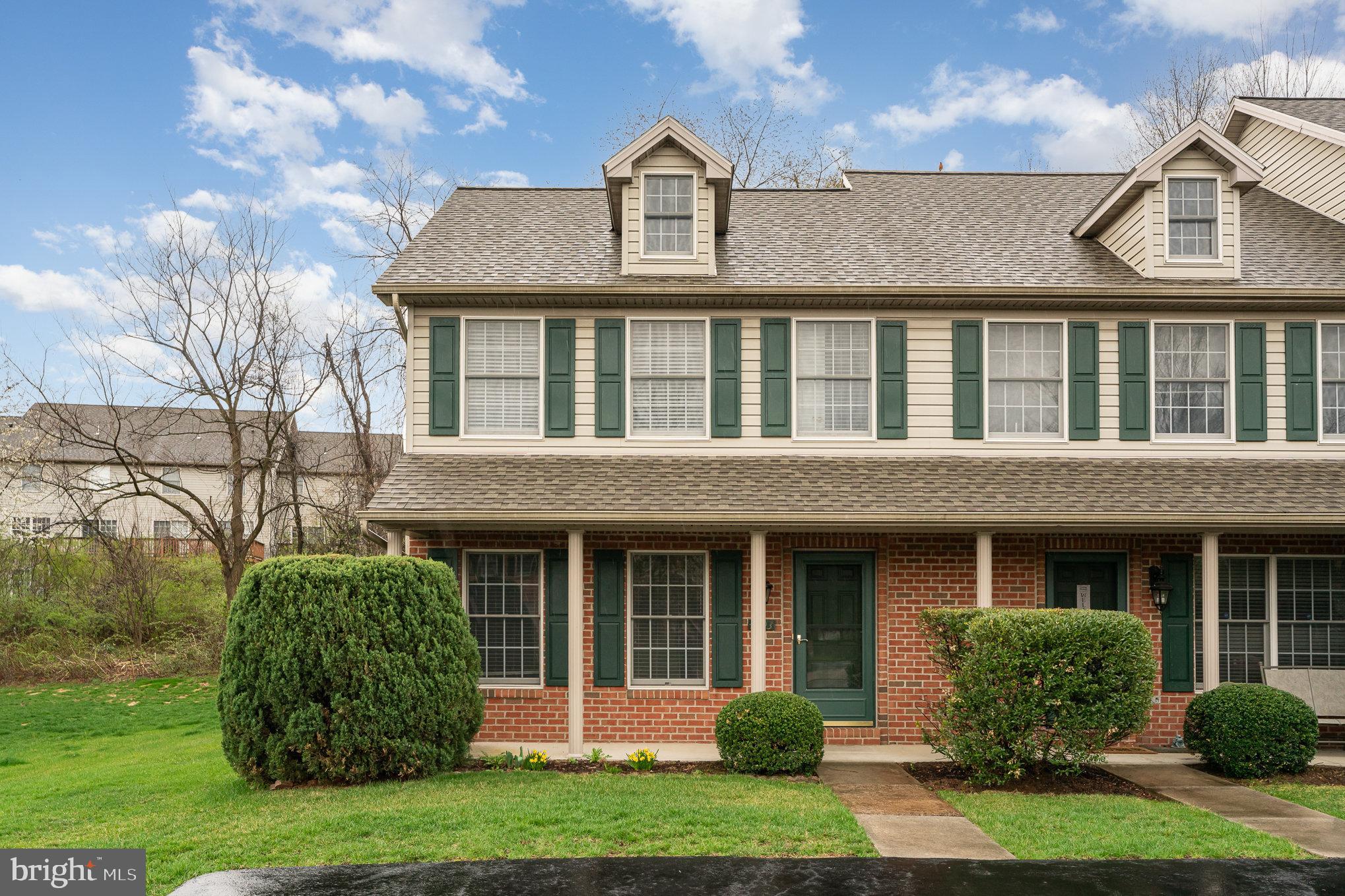 WHELAN CROSSING - Residential Lease