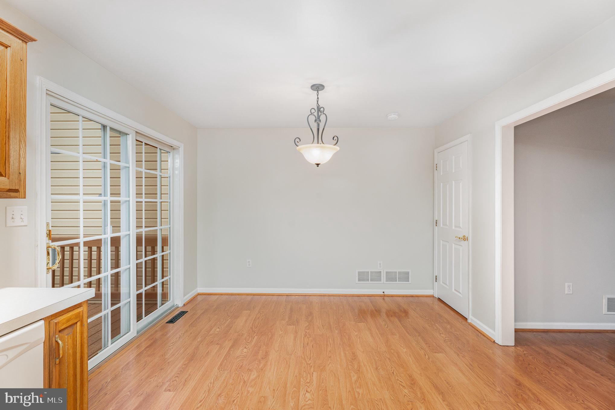 WHELAN CROSSING - Residential Lease